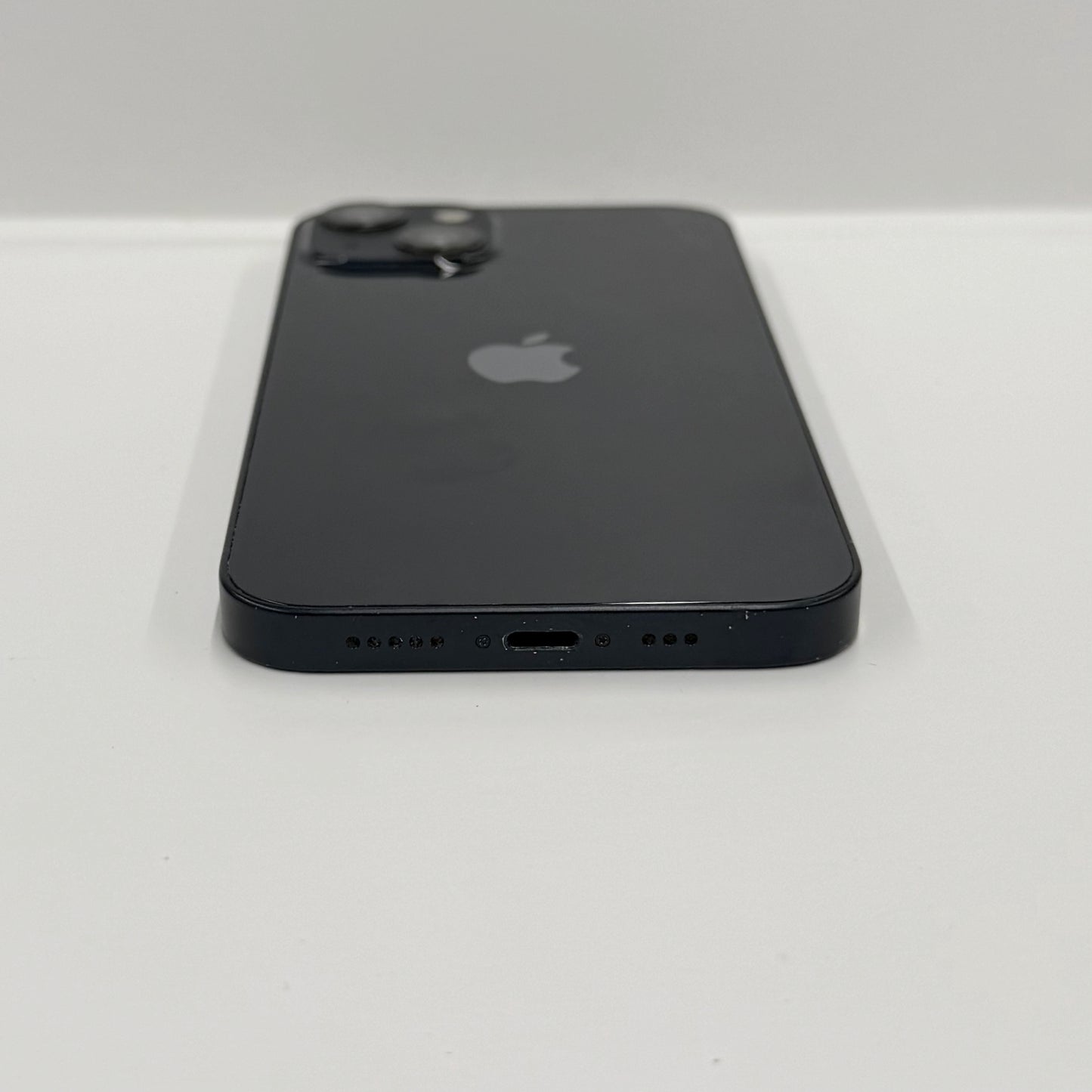iPhone 13 128GB Midnight T8211
