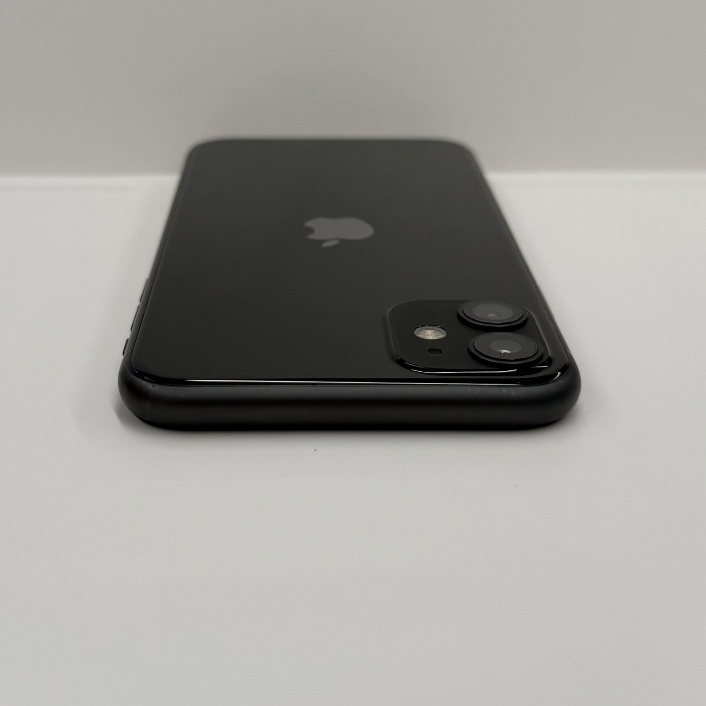 iPhone 11 64GB Black T8238