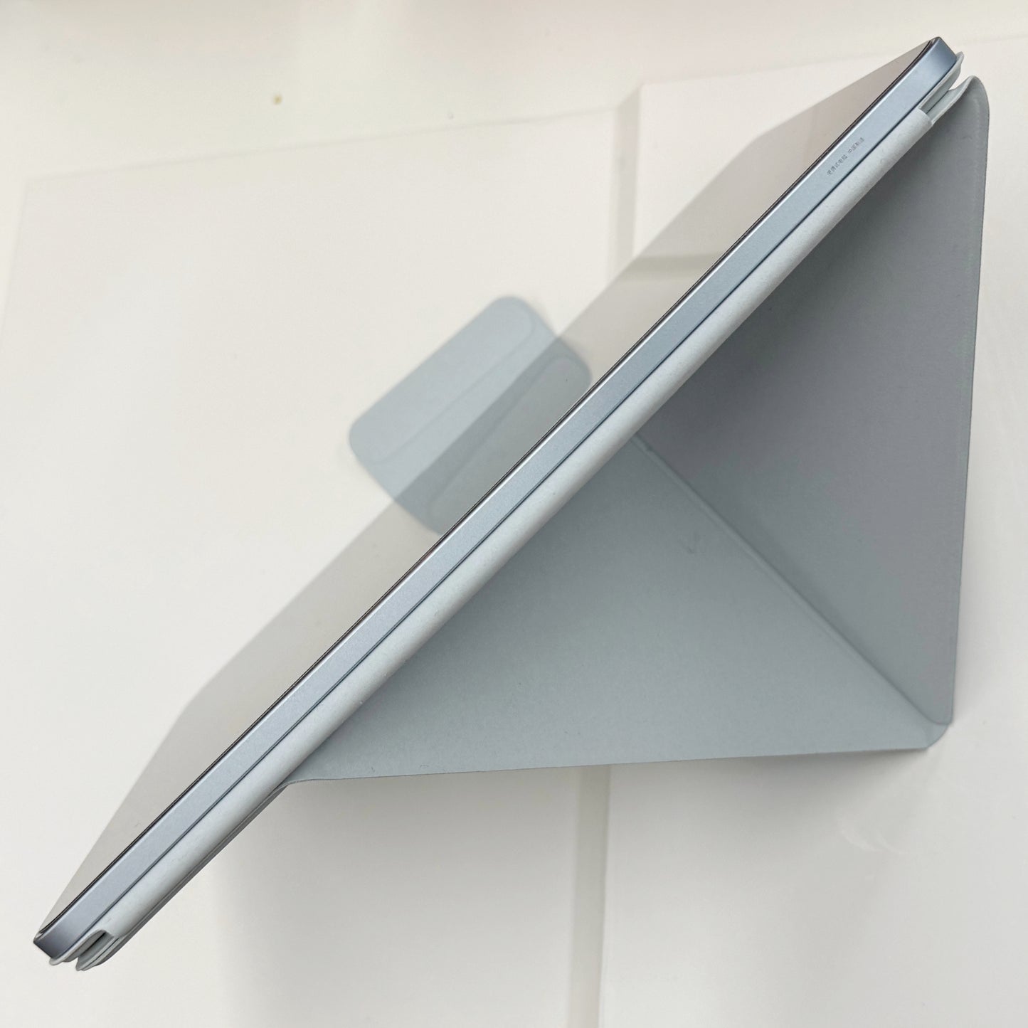 iPad Air 13-Inch (M3) 256GB Blue A3268 T8101