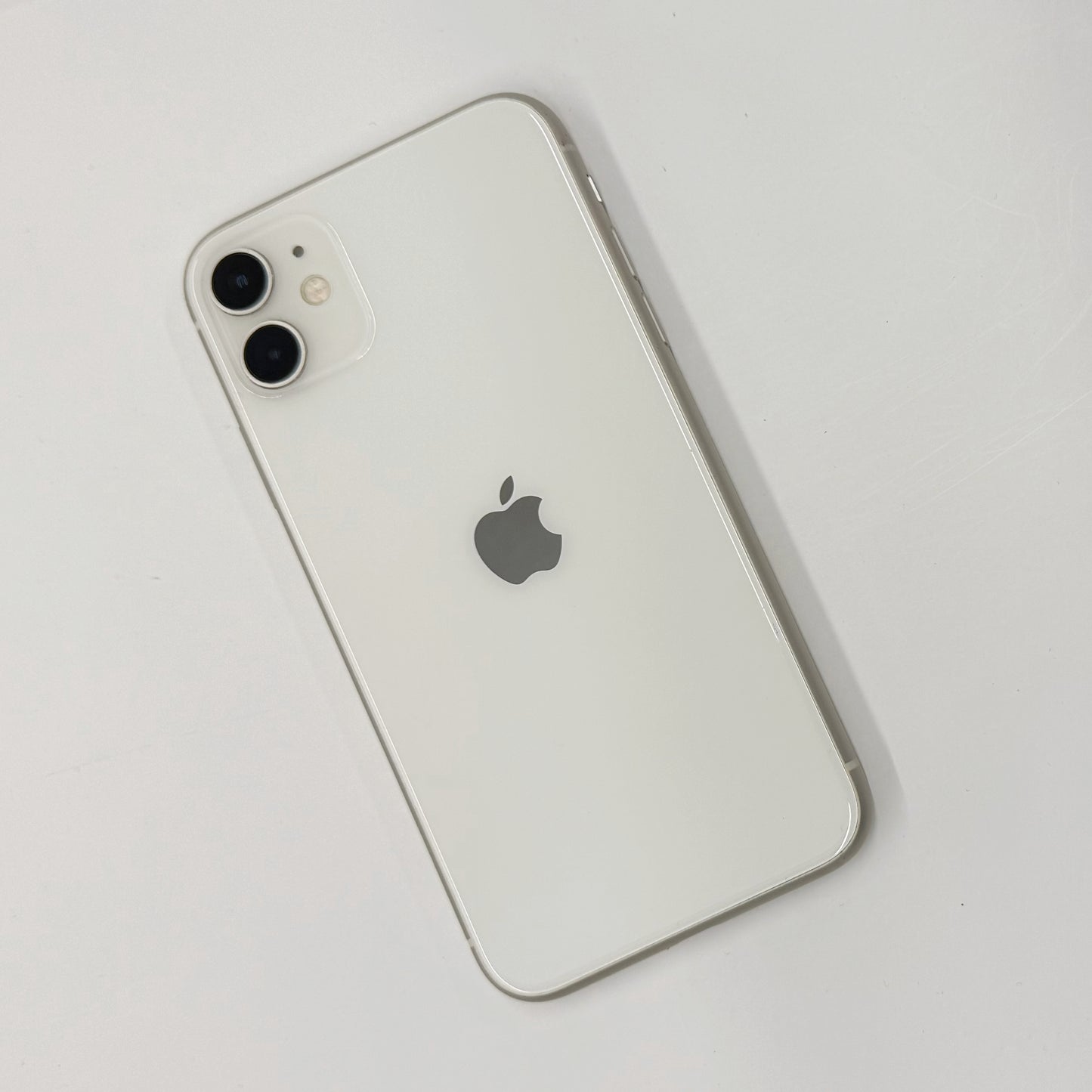iPhone 11 128GB White T8106