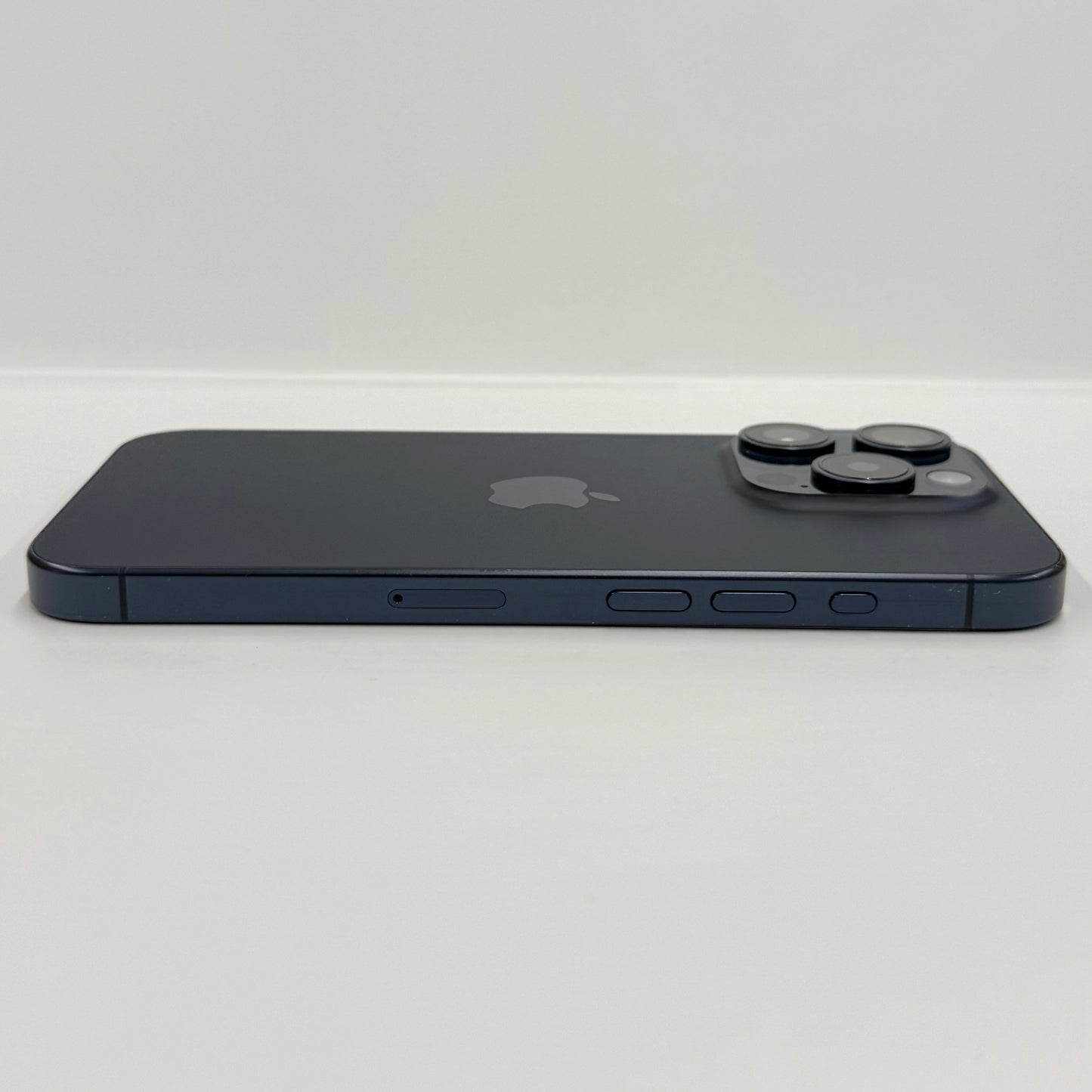 iPhone 15 Pro 1TB Blue Titanium T8283