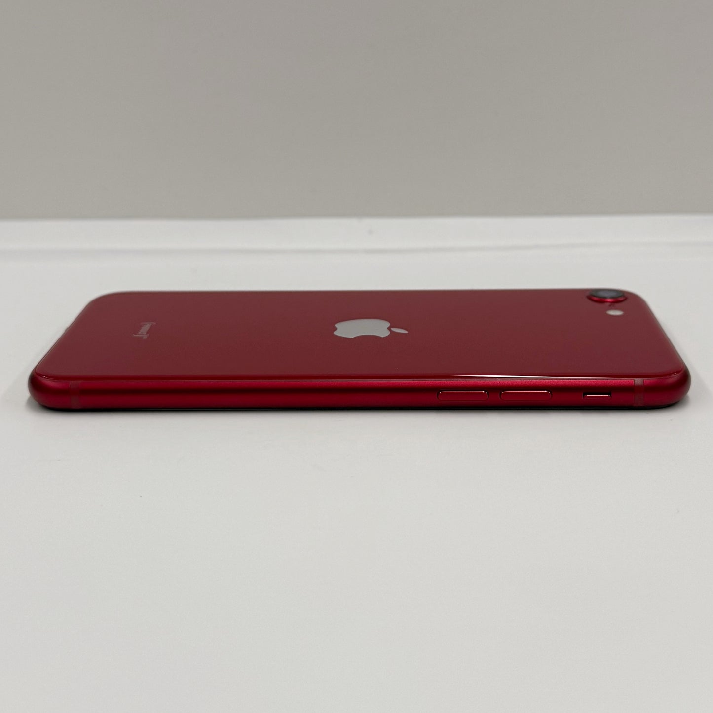 iPhone SE 2nd Gen 128GB Red T8113