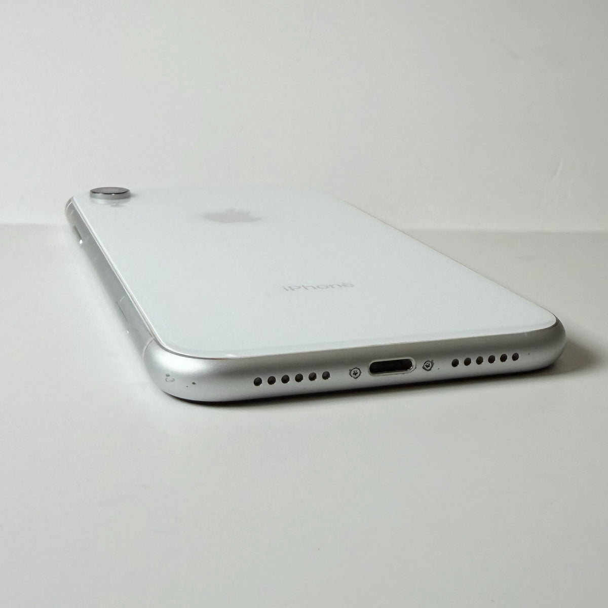 iPhone XR 64GB White A Grade 100% Battery T8761