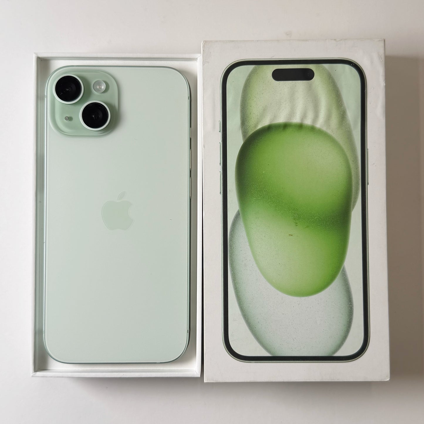 iPhone 15 128GB Green C Grade 96% Battery T8778