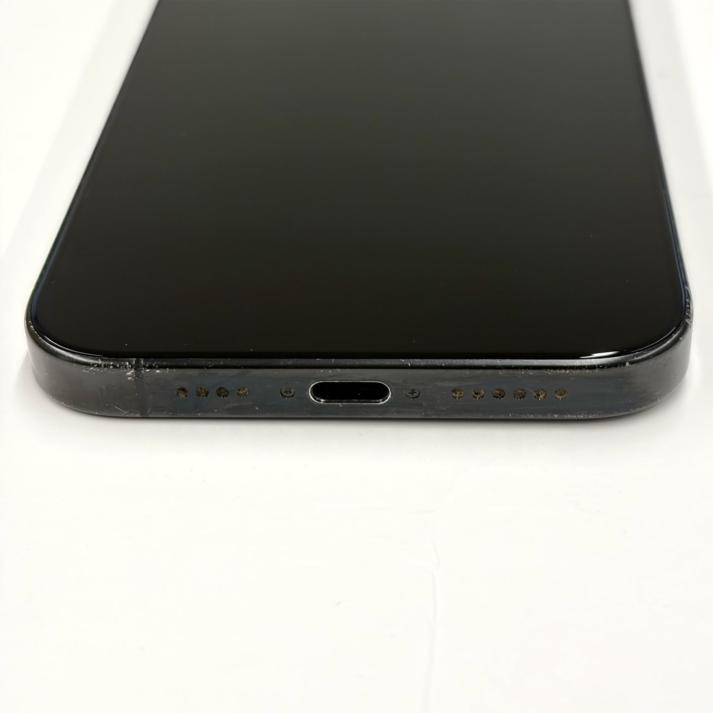 iPhone 16 Pro Max 256GB Black Titanium B Grade 100% Battery T8568