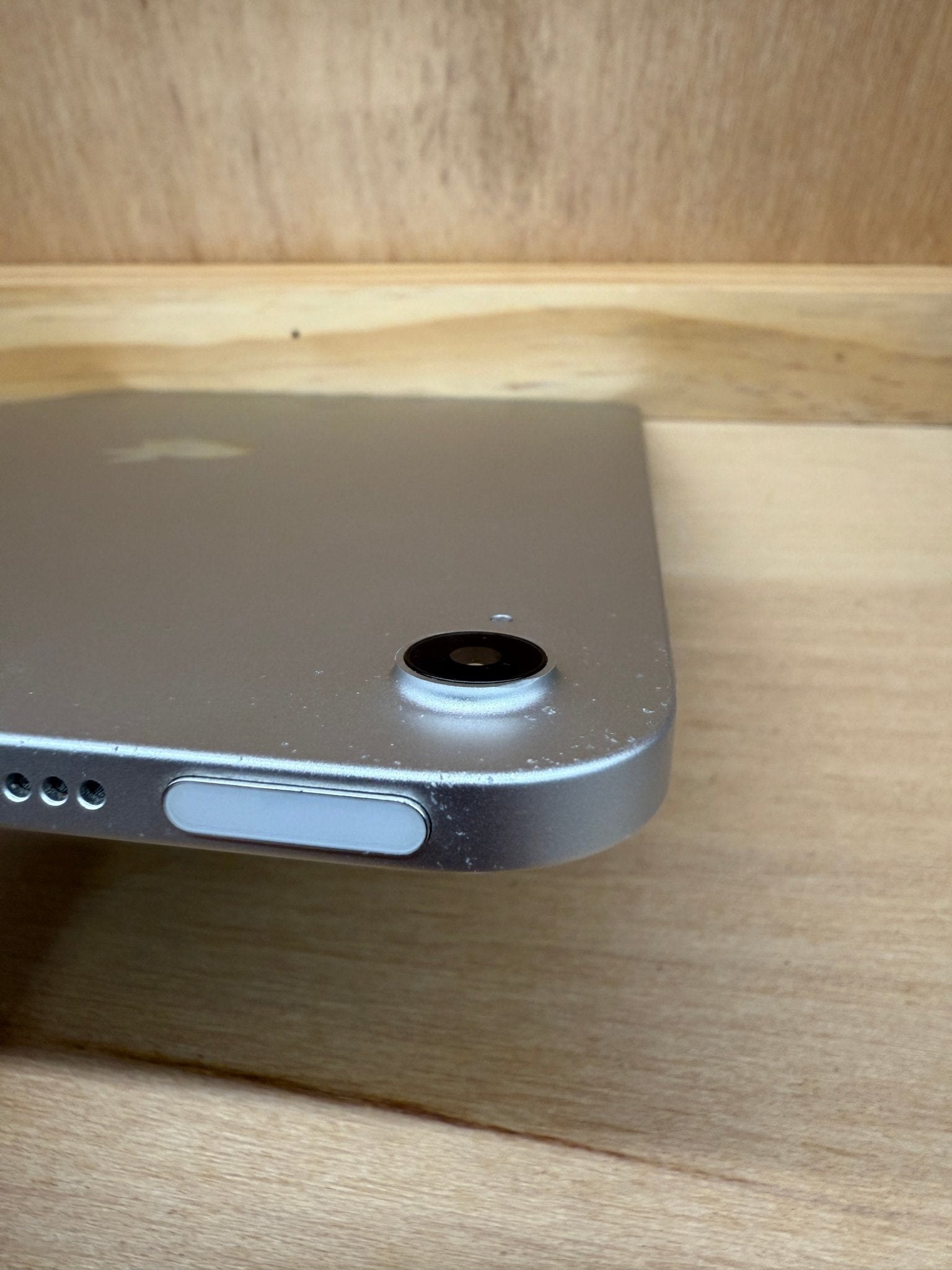 iPad 10th Gen 2022 10.9" - trade.com.au