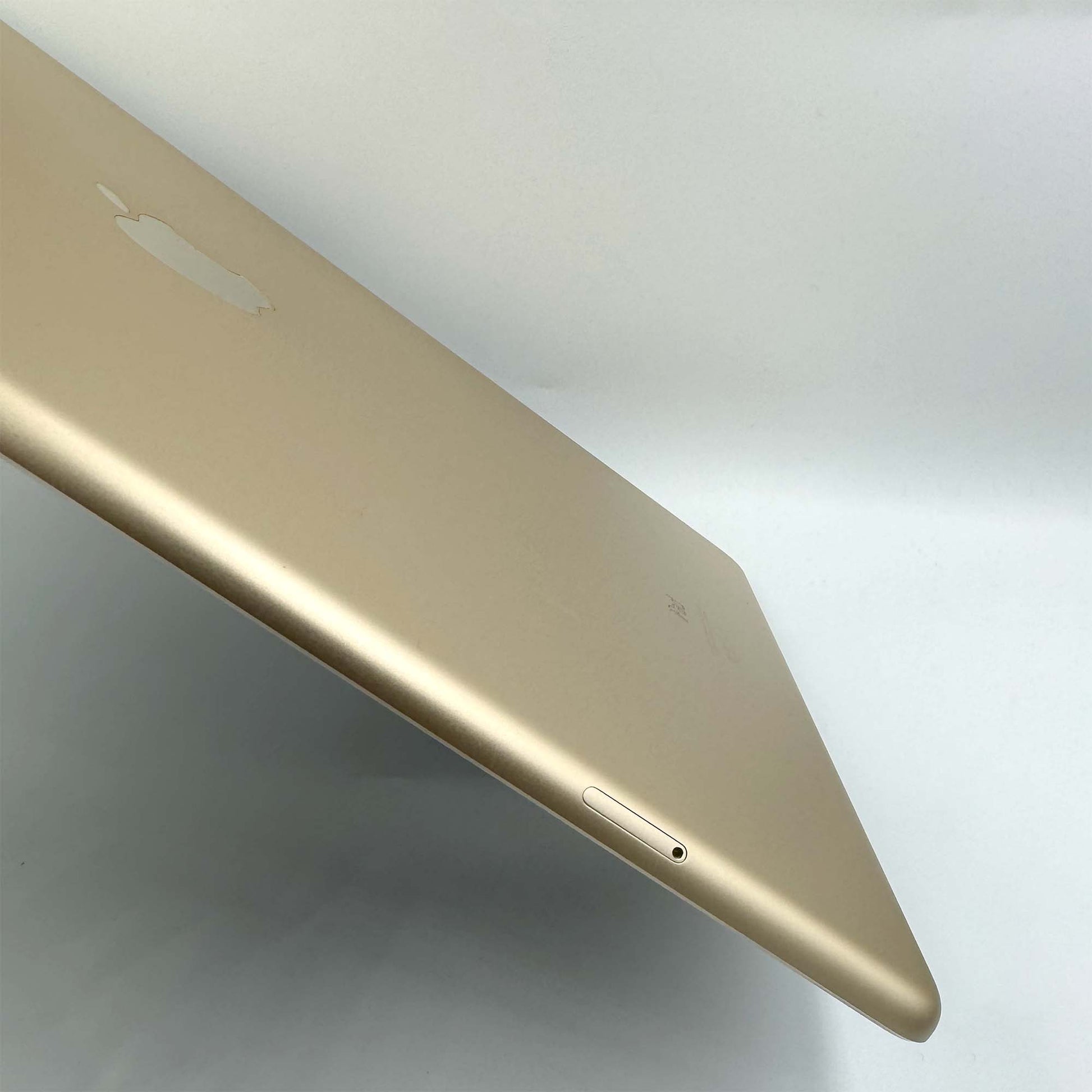 iPad Pro 12.9 1st Gen - trade.com.au