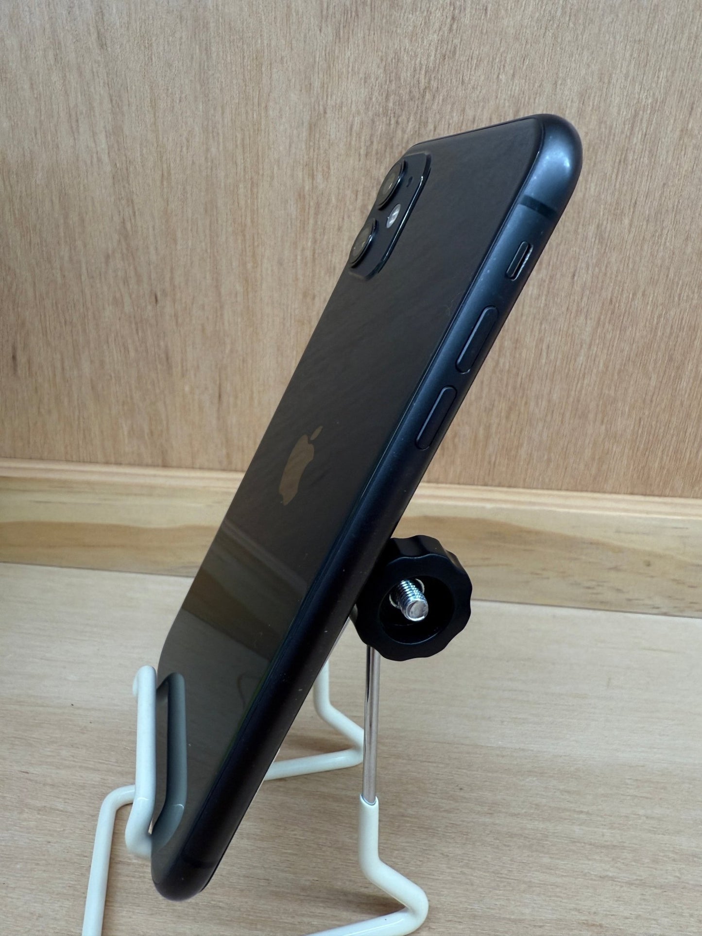 iPhone 11 - trade.com.au