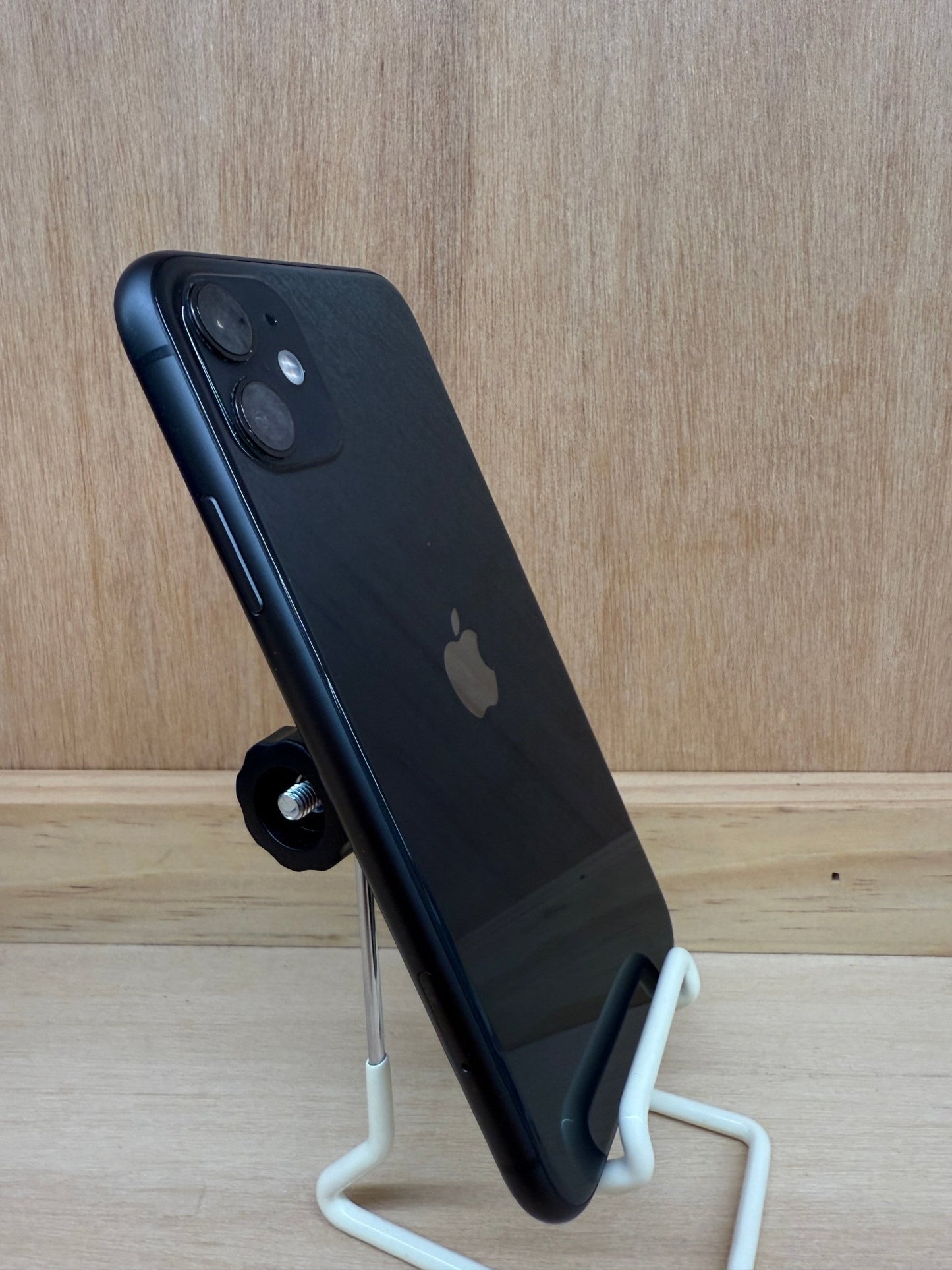 iPhone 11 - trade.com.au