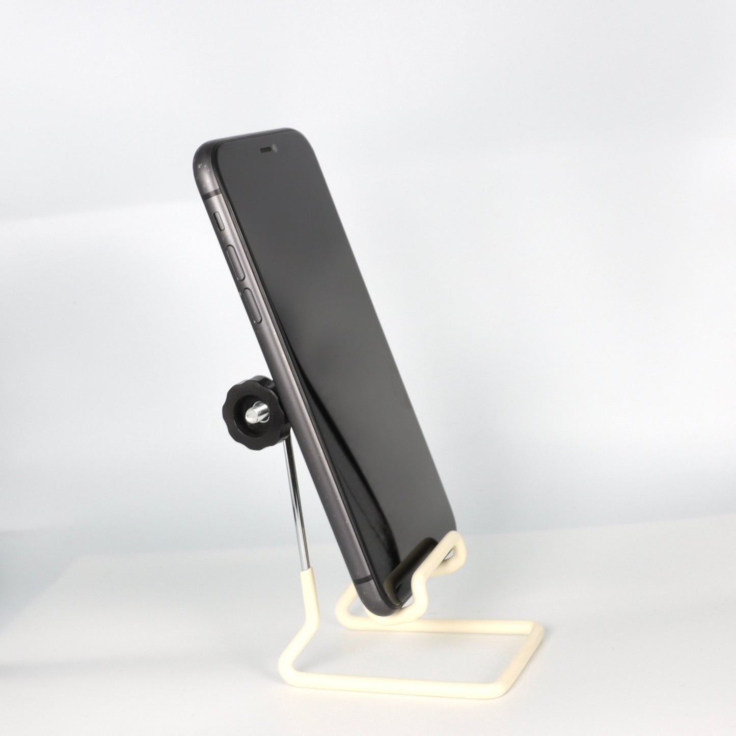 iPhone 11 - trade.com.au
