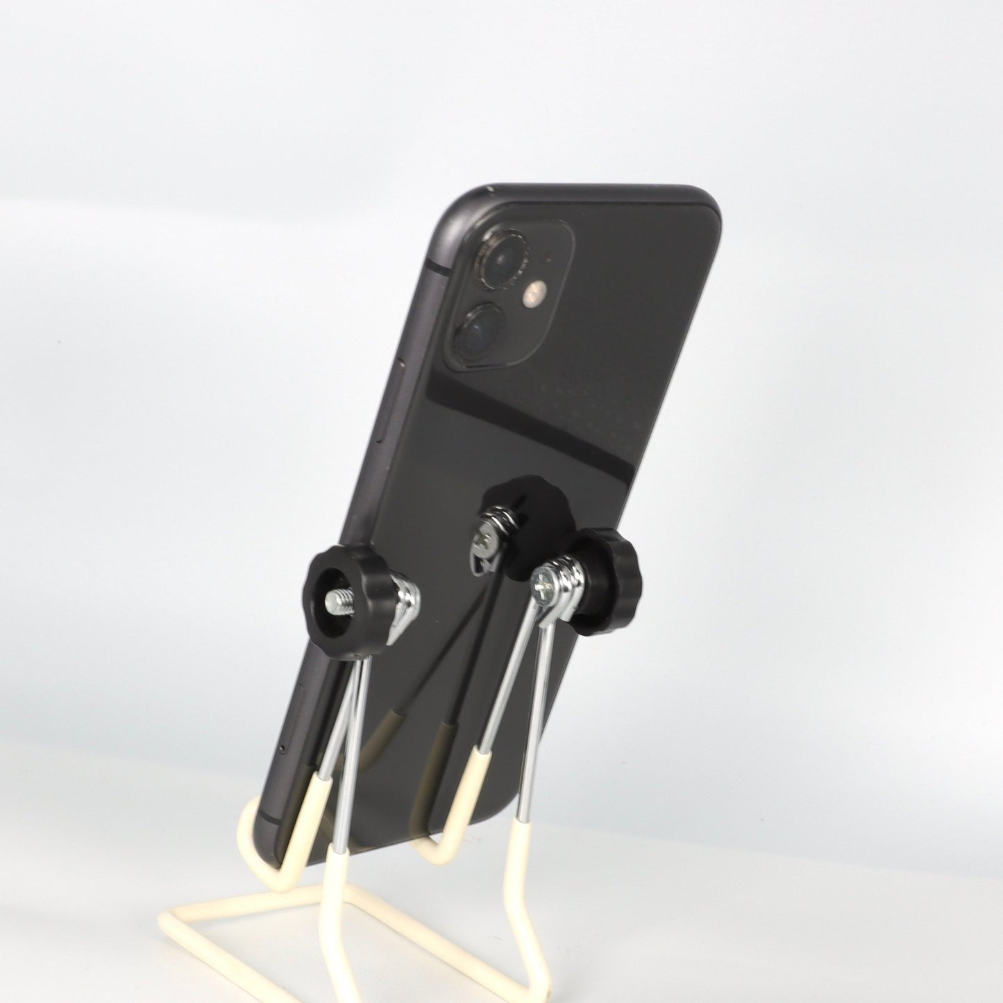 iPhone 11 - trade.com.au