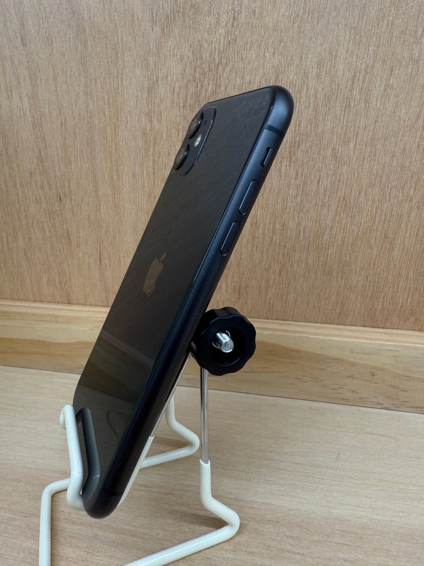 iPhone 11 - trade.com.au