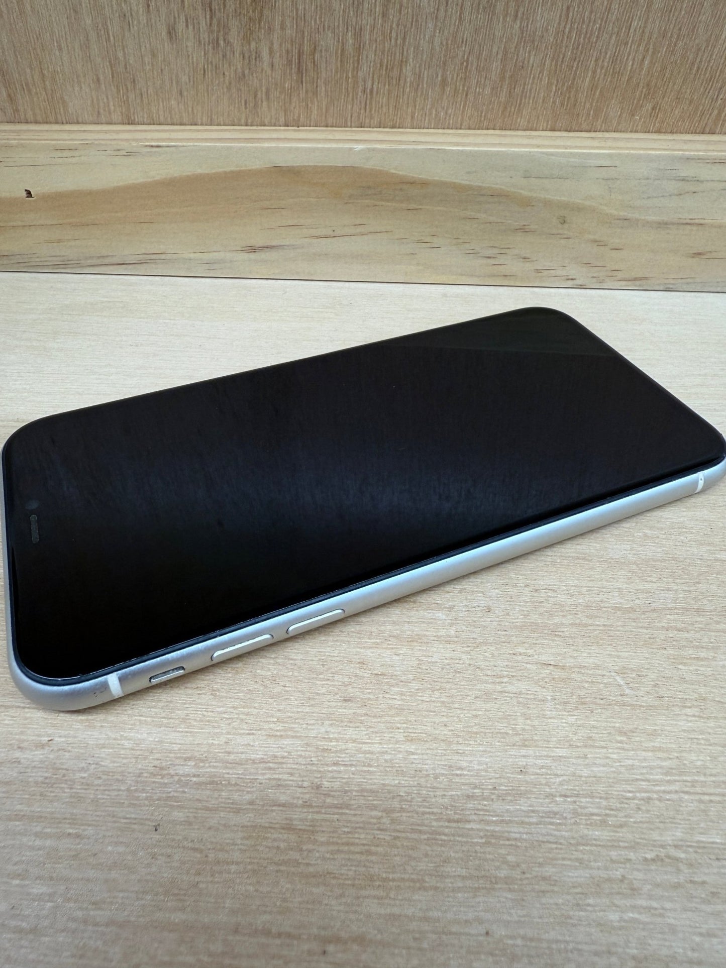 iPhone 11 - trade.com.au