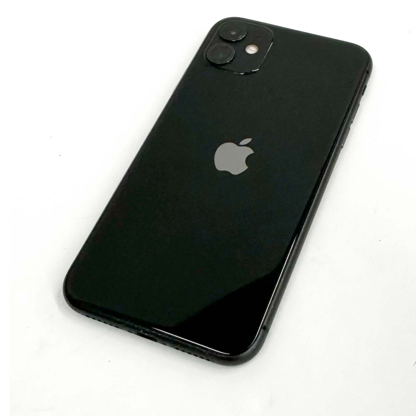 iPhone 11 - trade.com.au