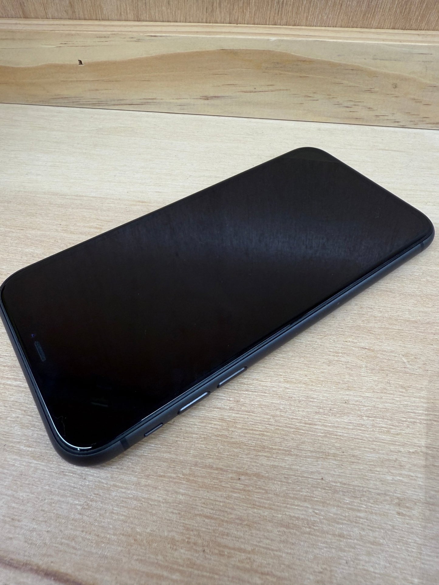 iPhone 11 - trade.com.au