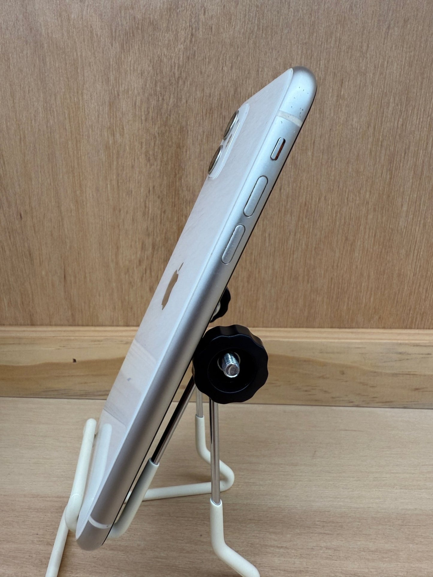 iPhone 11 - trade.com.au