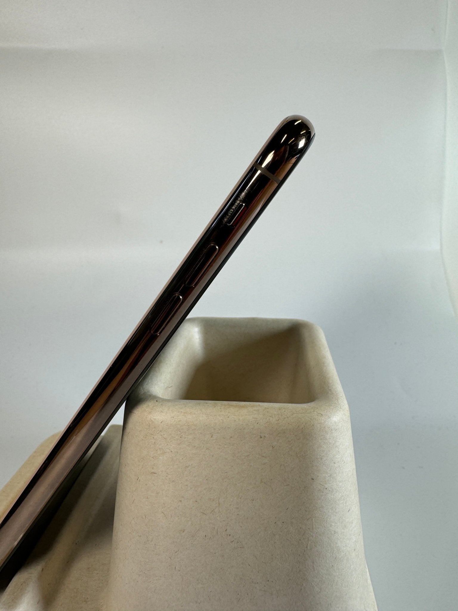 iPhone 11 Pro Max - trade.com.au