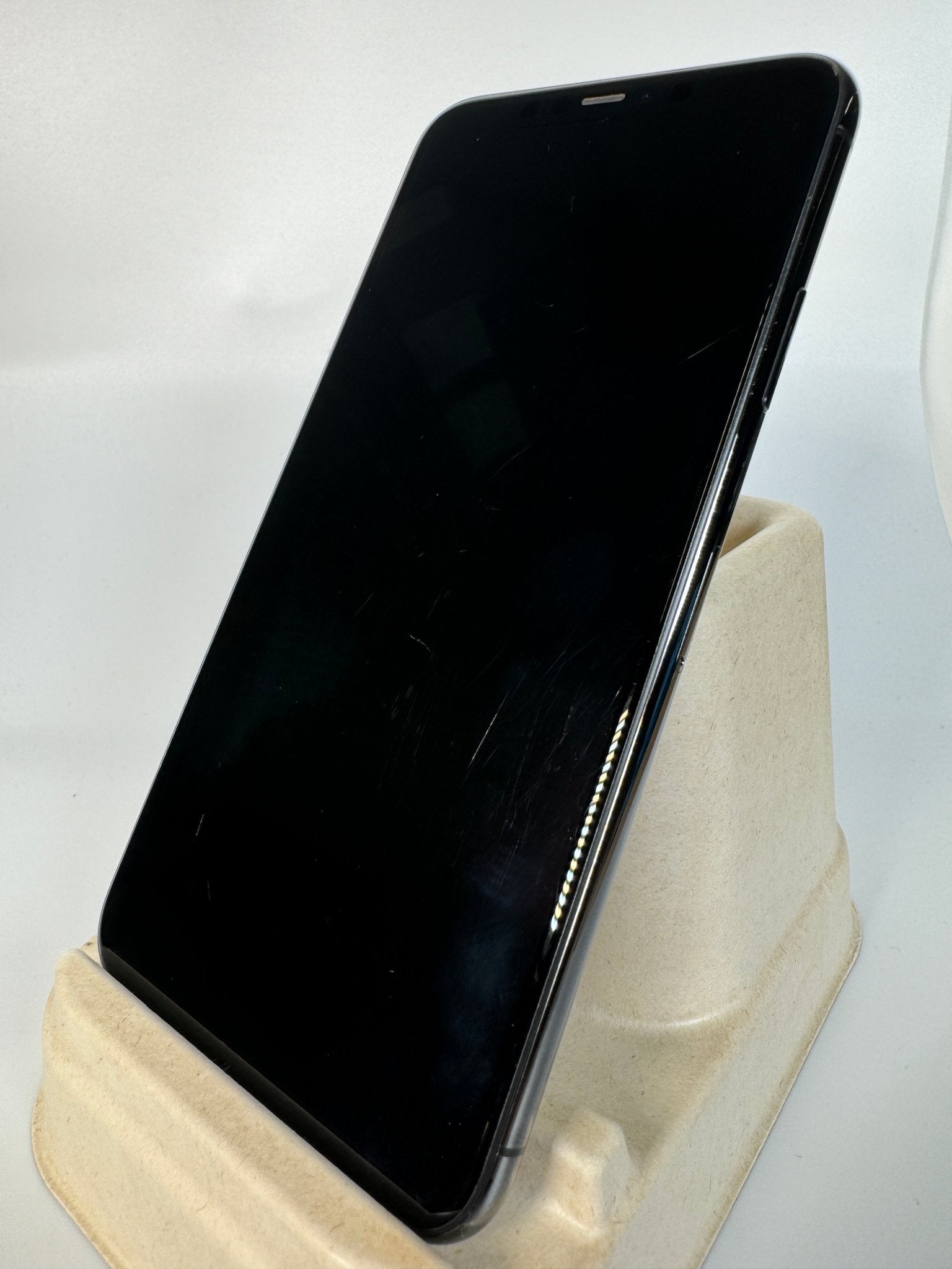 iPhone 11 Pro Max - trade.com.au