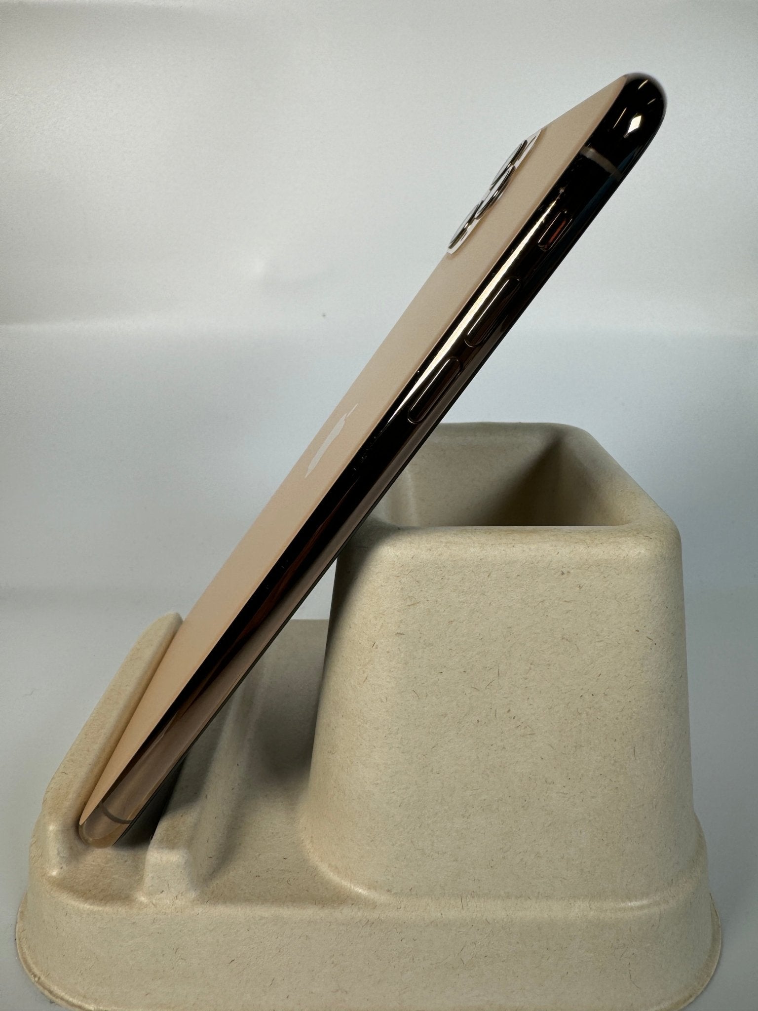 iPhone 11 Pro Max - trade.com.au