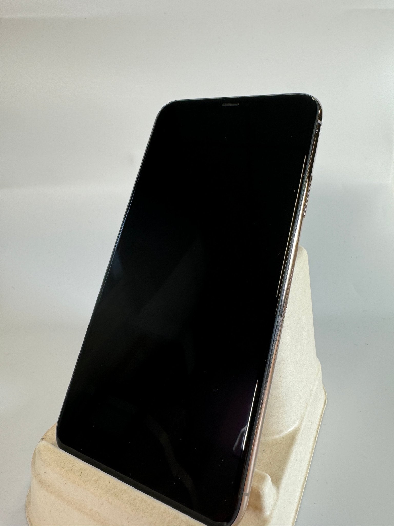 iPhone 11 Pro Max - trade.com.au