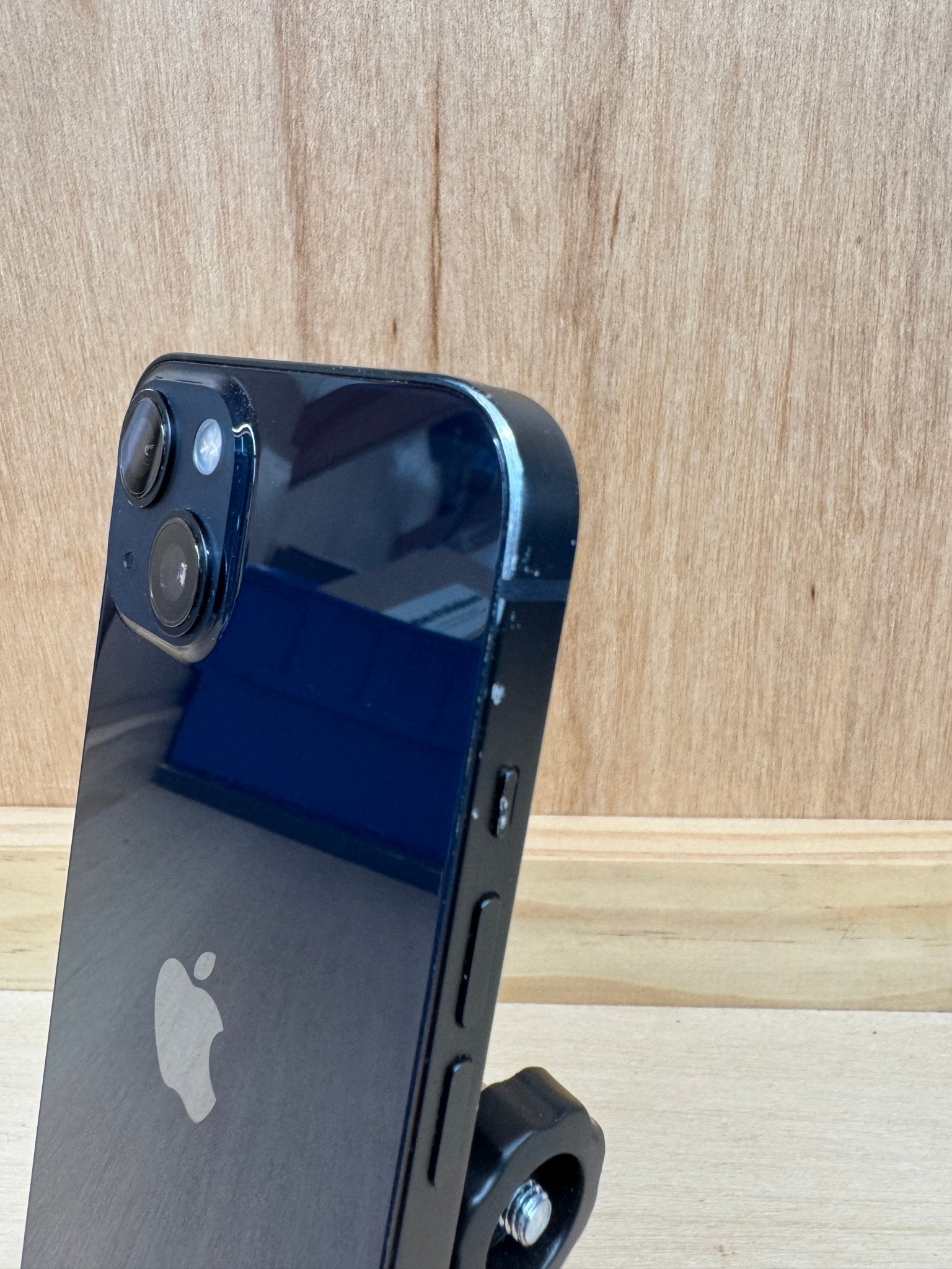 iPhone 13 - trade.com.au