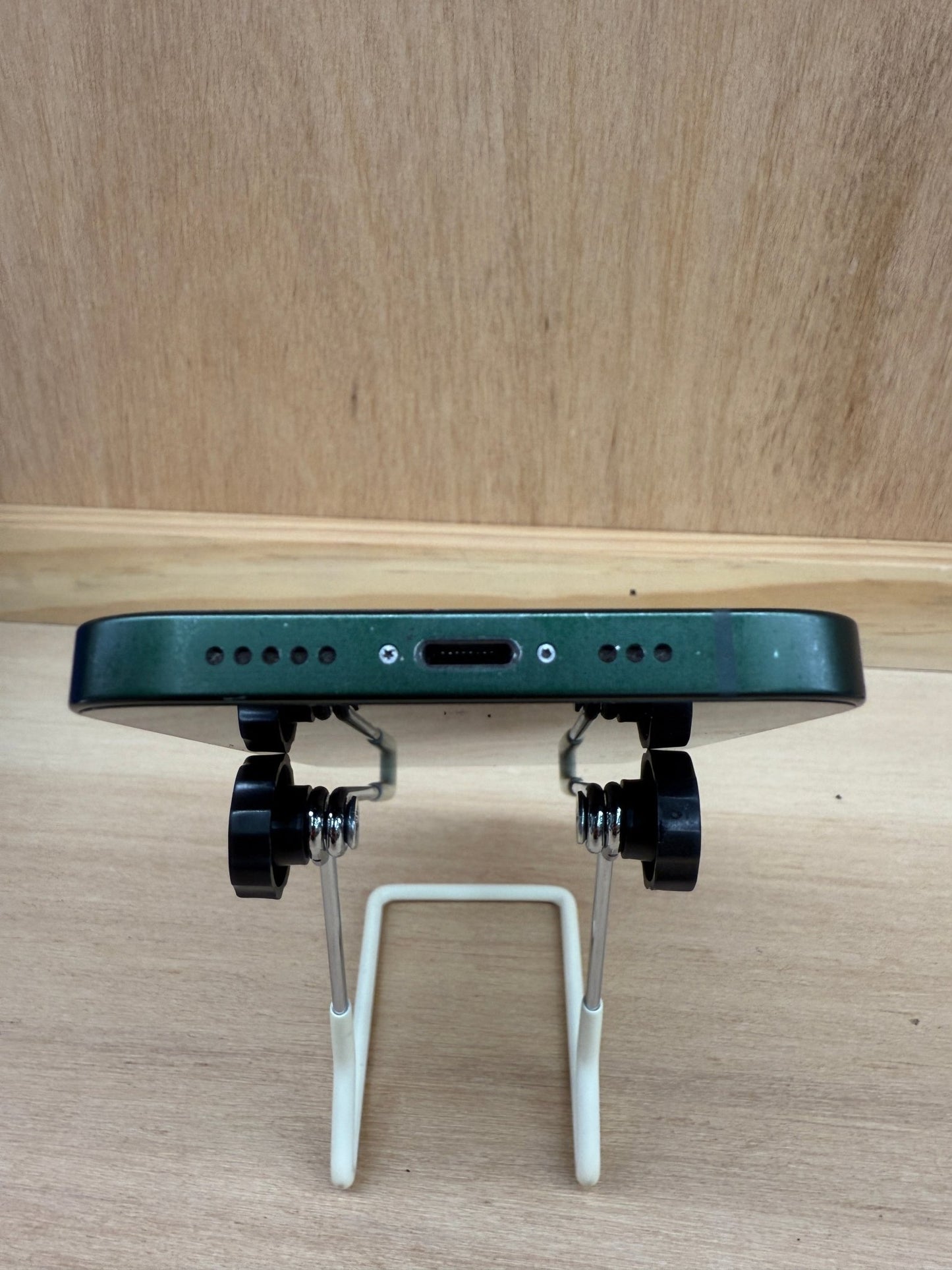 iPhone 13 - trade.com.au
