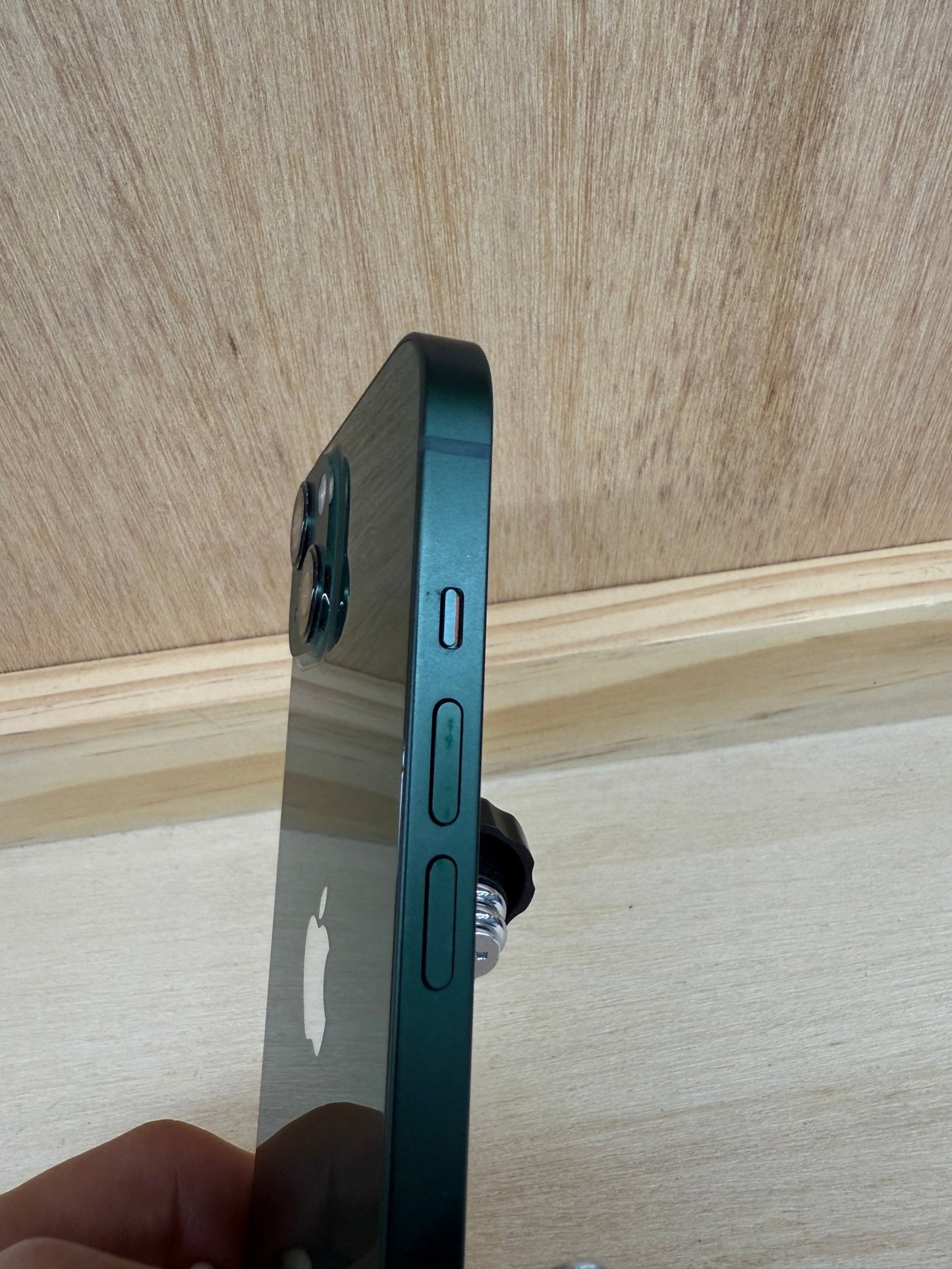 iPhone 13 - trade.com.au