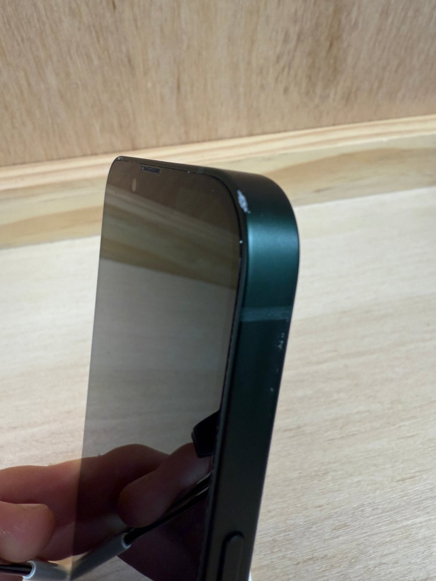 iPhone 13 - trade.com.au
