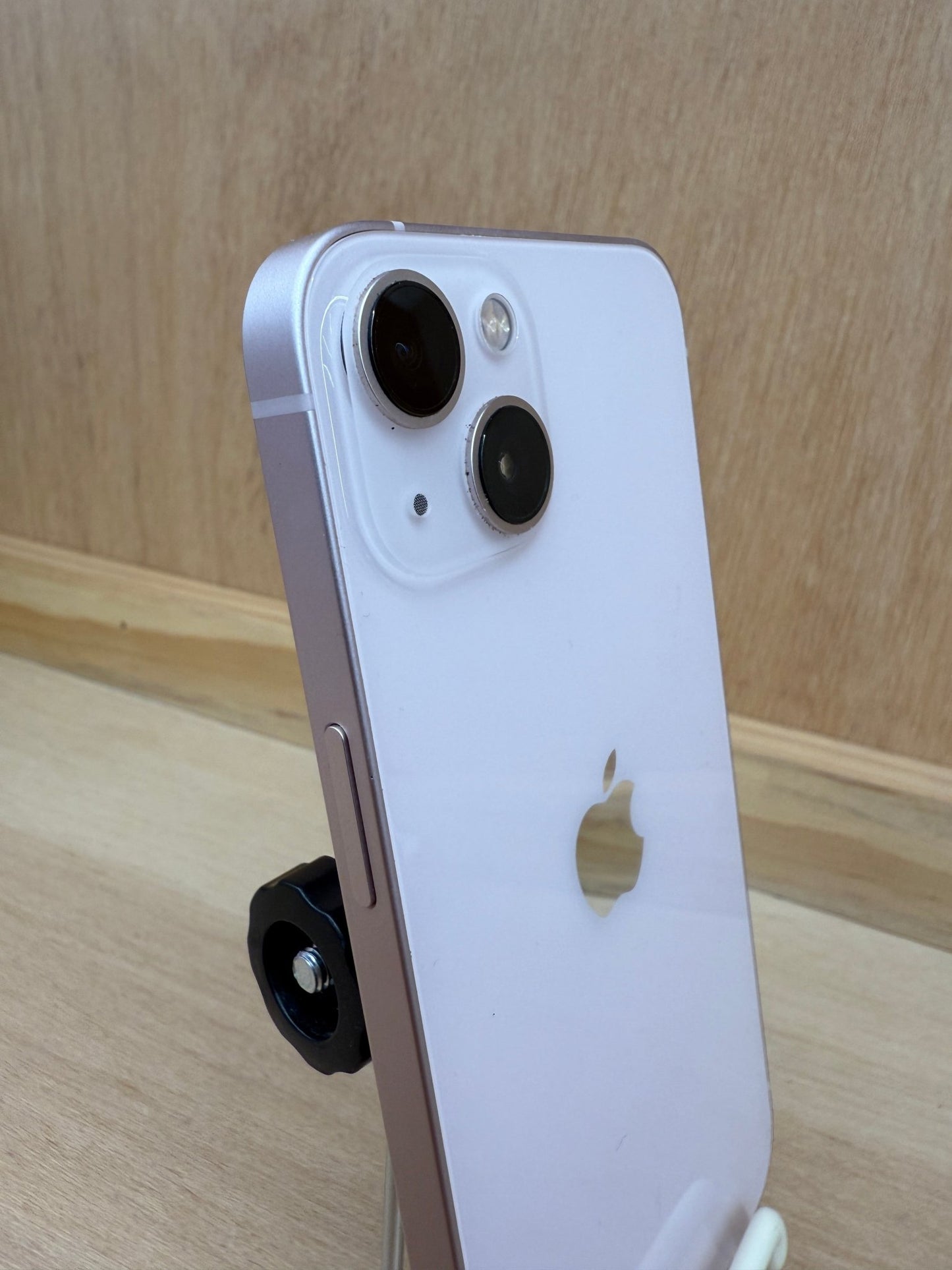 iPhone 13 - trade.com.au
