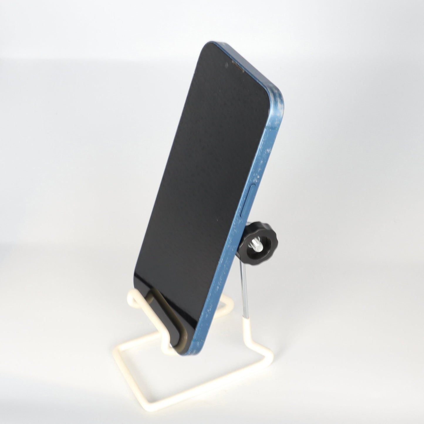 iPhone 13 - trade.com.au