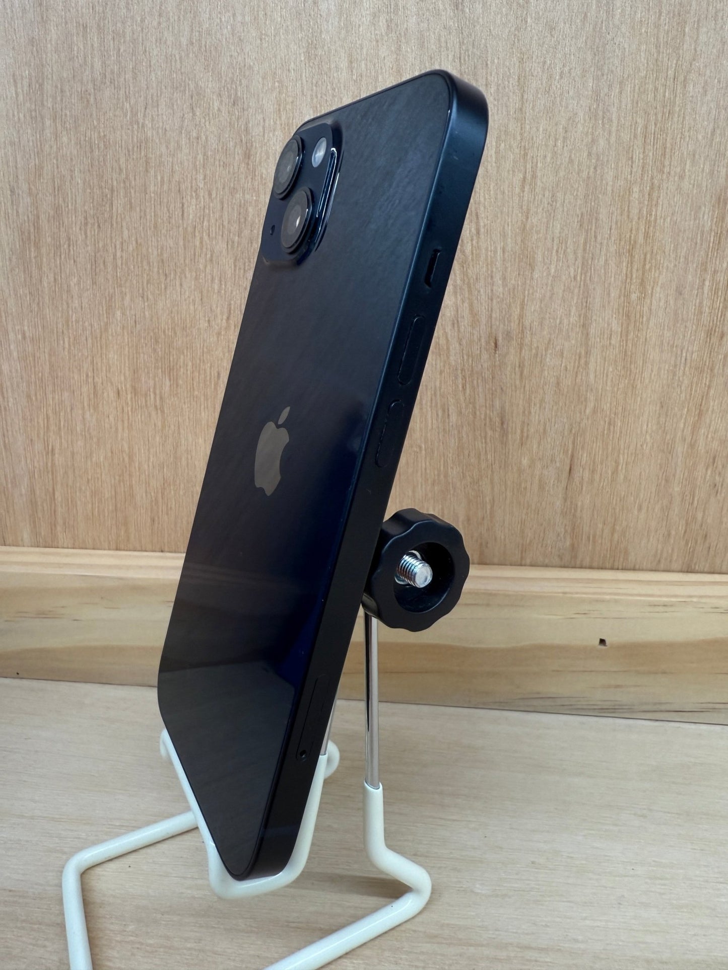 iPhone 13 - trade.com.au