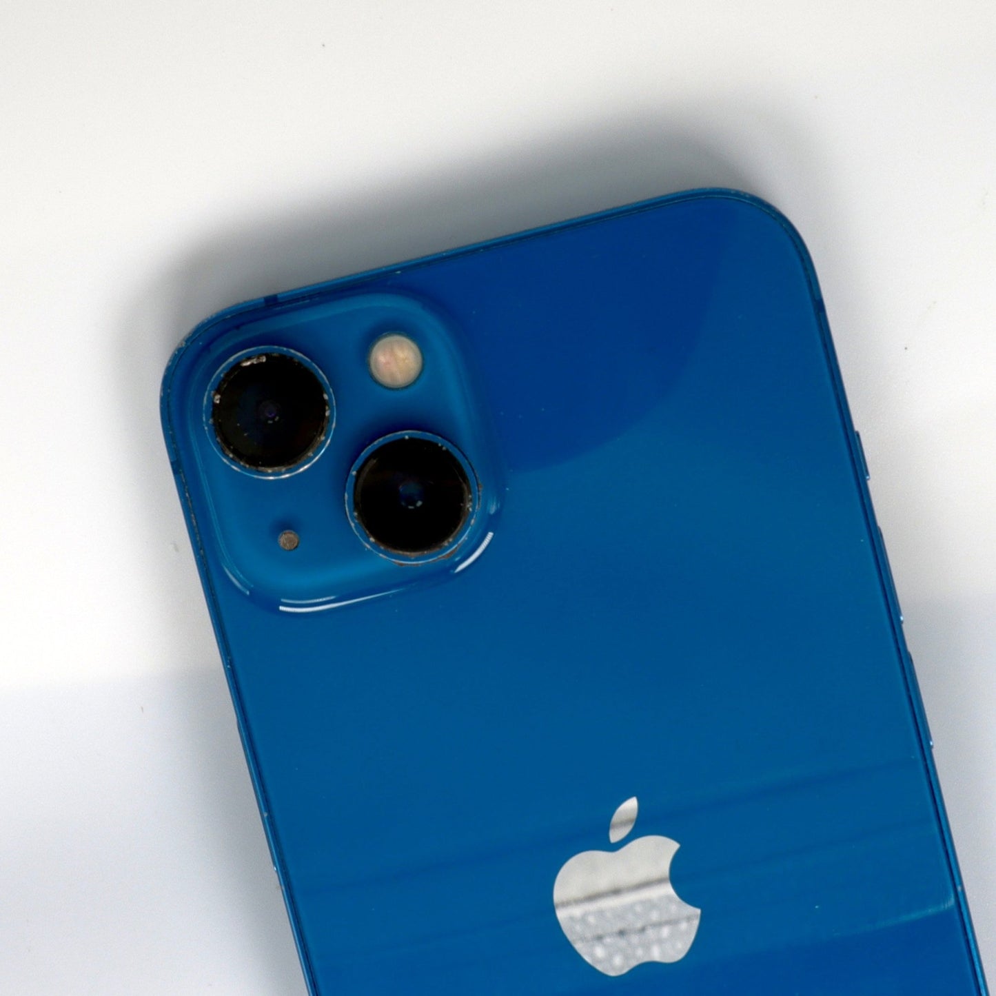 iPhone 13 - trade.com.au