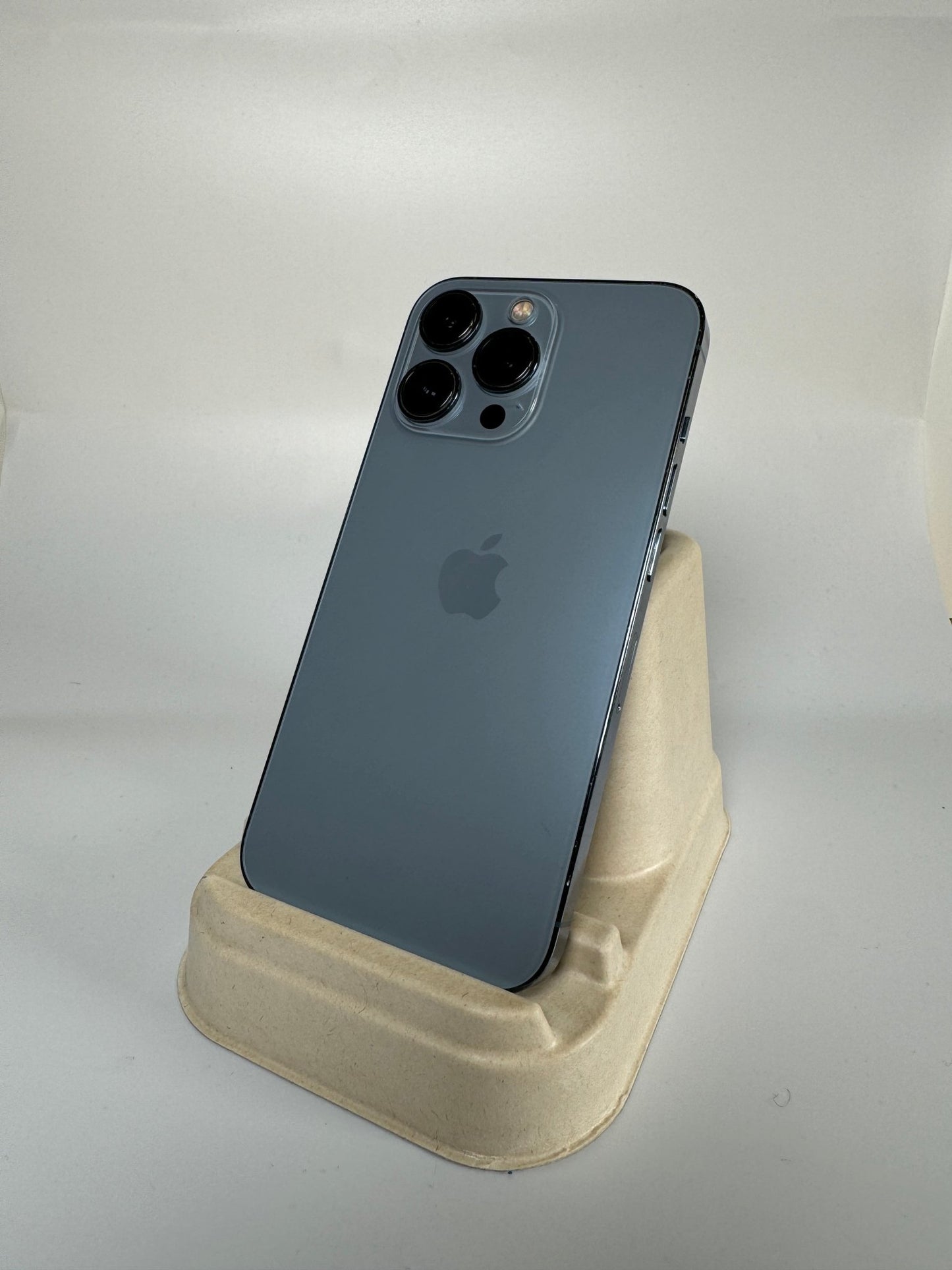 iPhone 13 Pro - trade.com.au