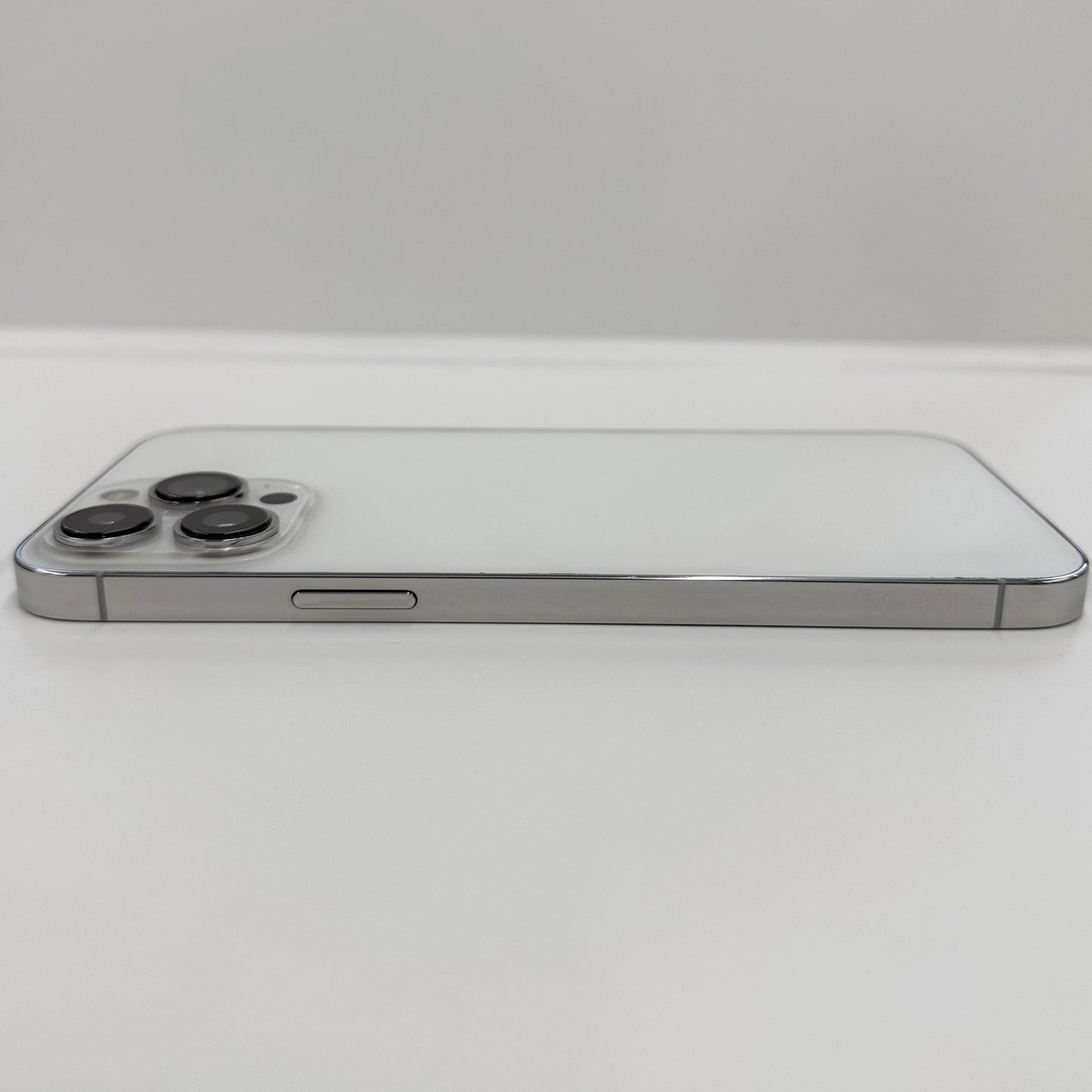 iPhone 13 Pro Max 256GB Silver T8080 - trade.com.au