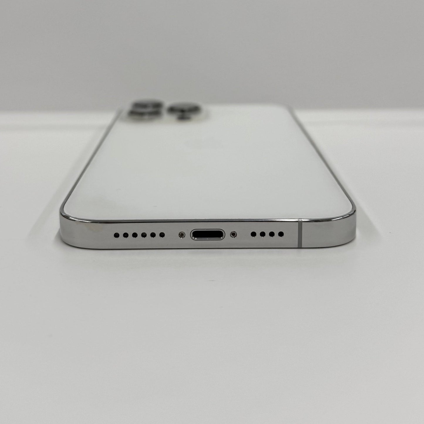 iPhone 13 Pro Max 256GB Silver T8080 - trade.com.au