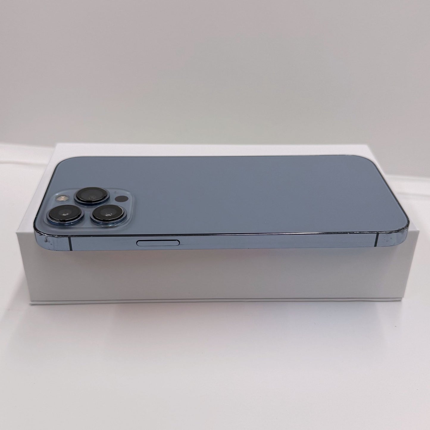 iPhone 13 Pro Max - trade.com.au