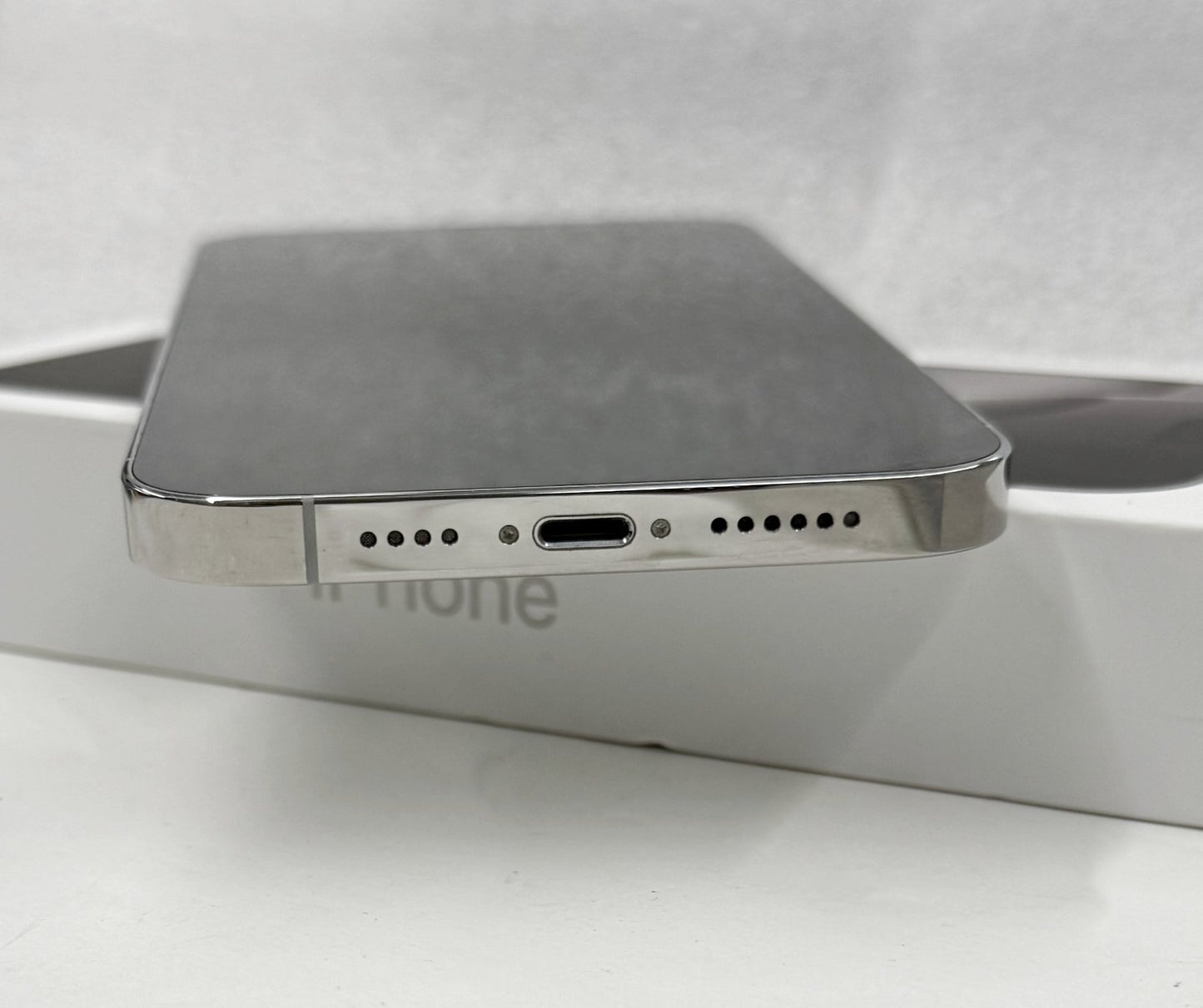 iPhone 13 Pro Max 512GB Silver - trade.com.au