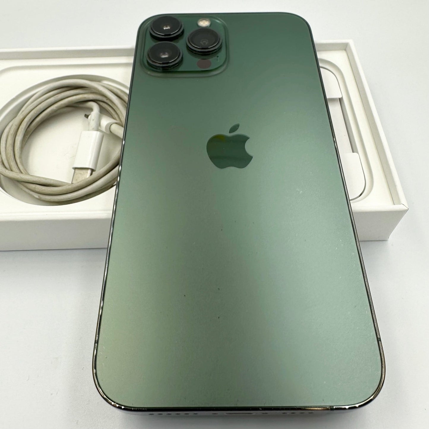 iPhone 13 Pro Max - trade.com.au