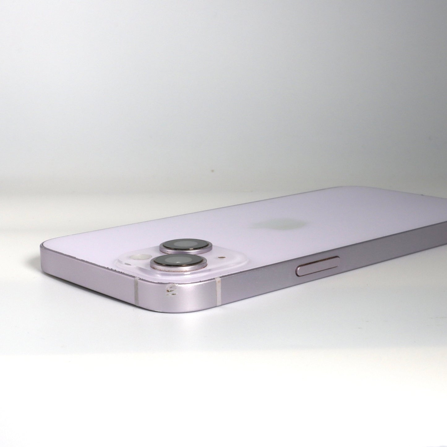 iPhone 14 - trade.com.au