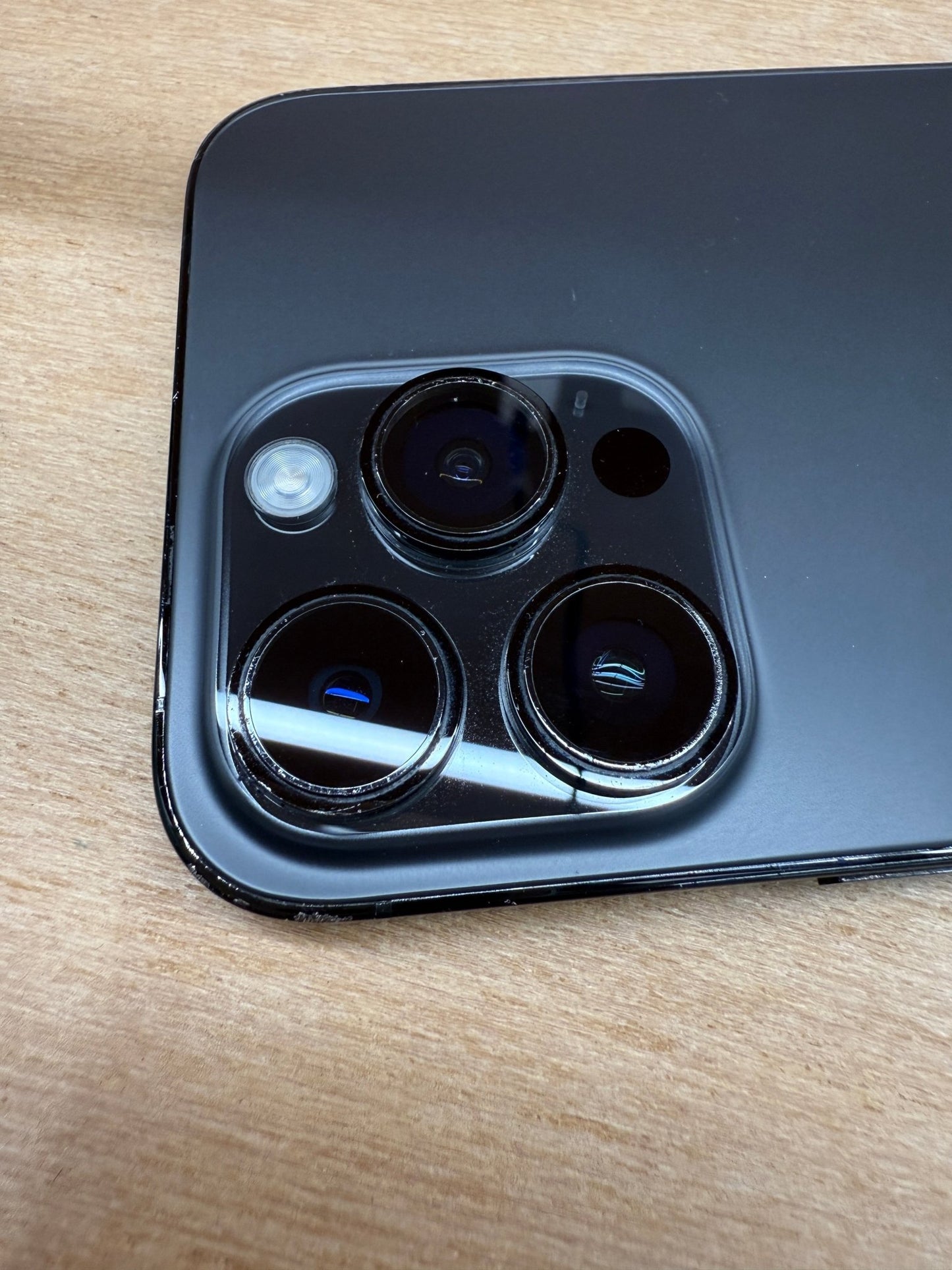 iPhone 14 Pro Max - trade.com.au