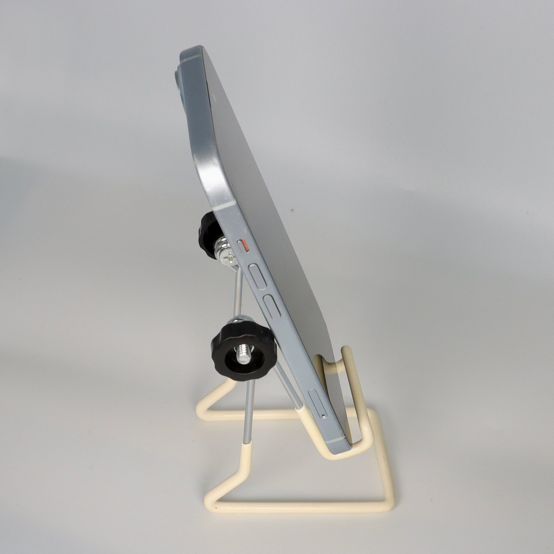 iPhone 15 - trade.com.au