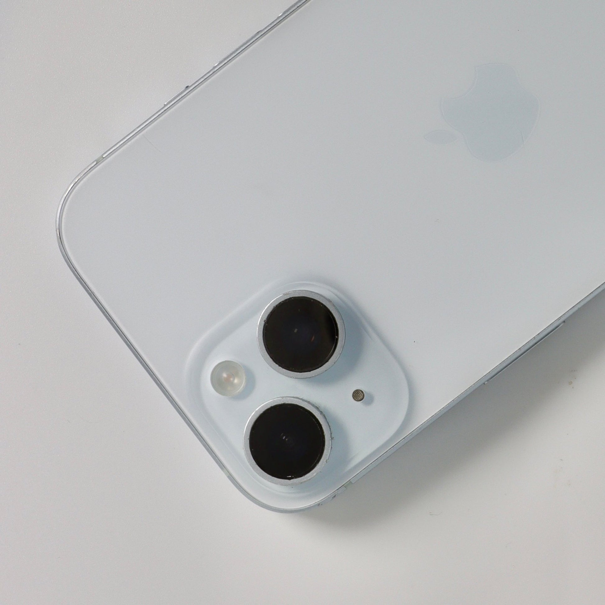 iPhone 15 - trade.com.au