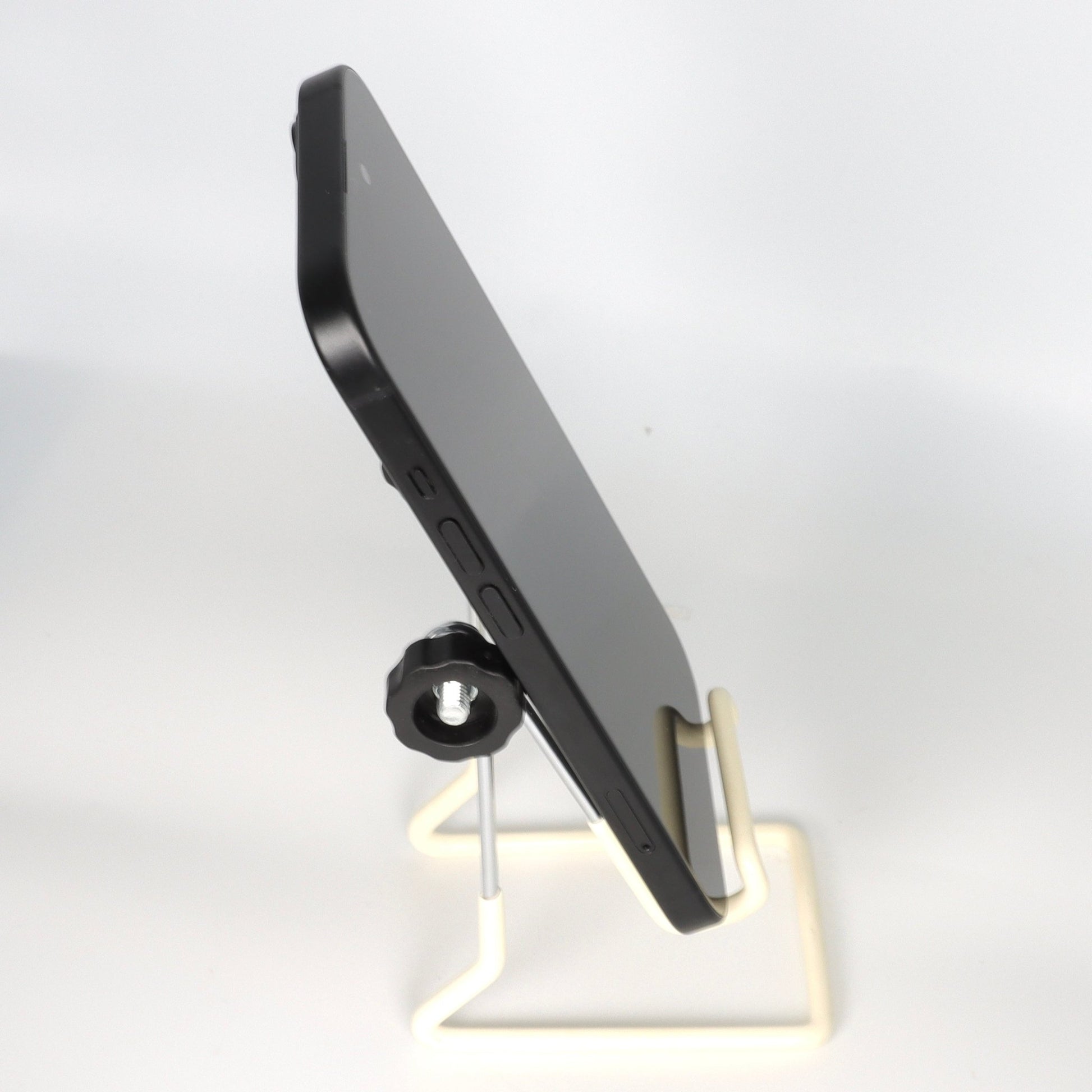 iPhone 15 - trade.com.au