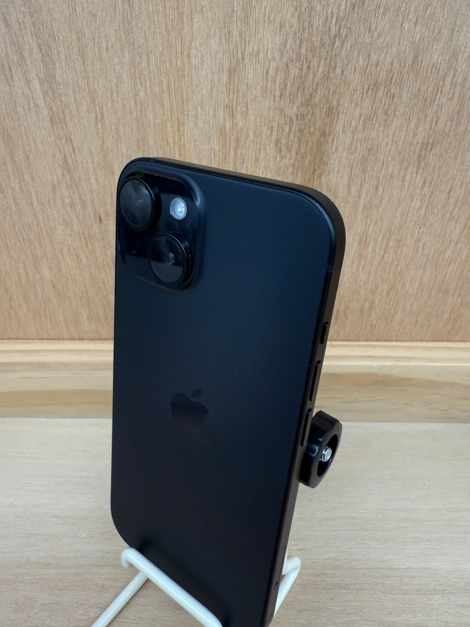 iPhone 15 - trade.com.au