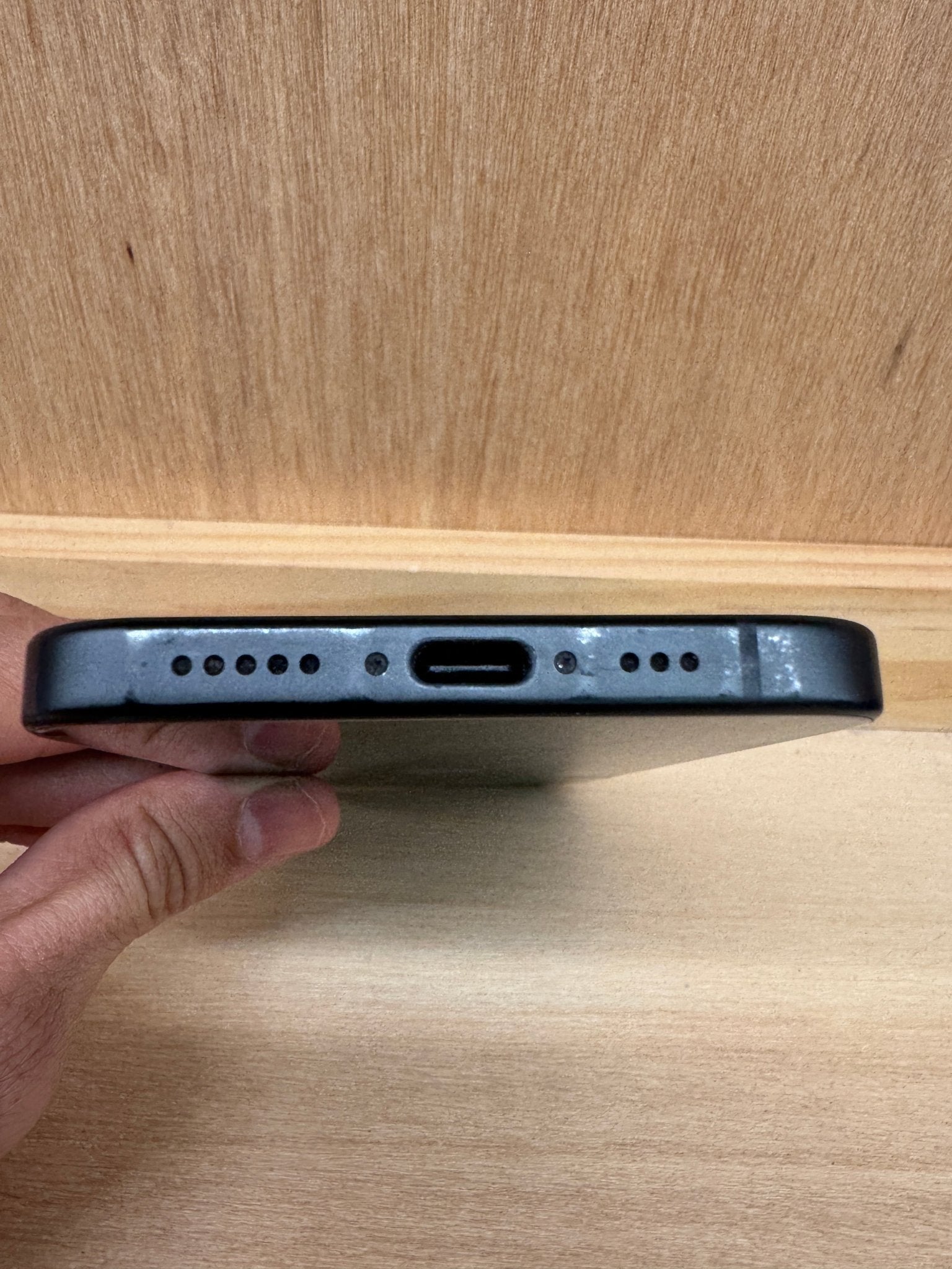 iPhone 15 - trade.com.au