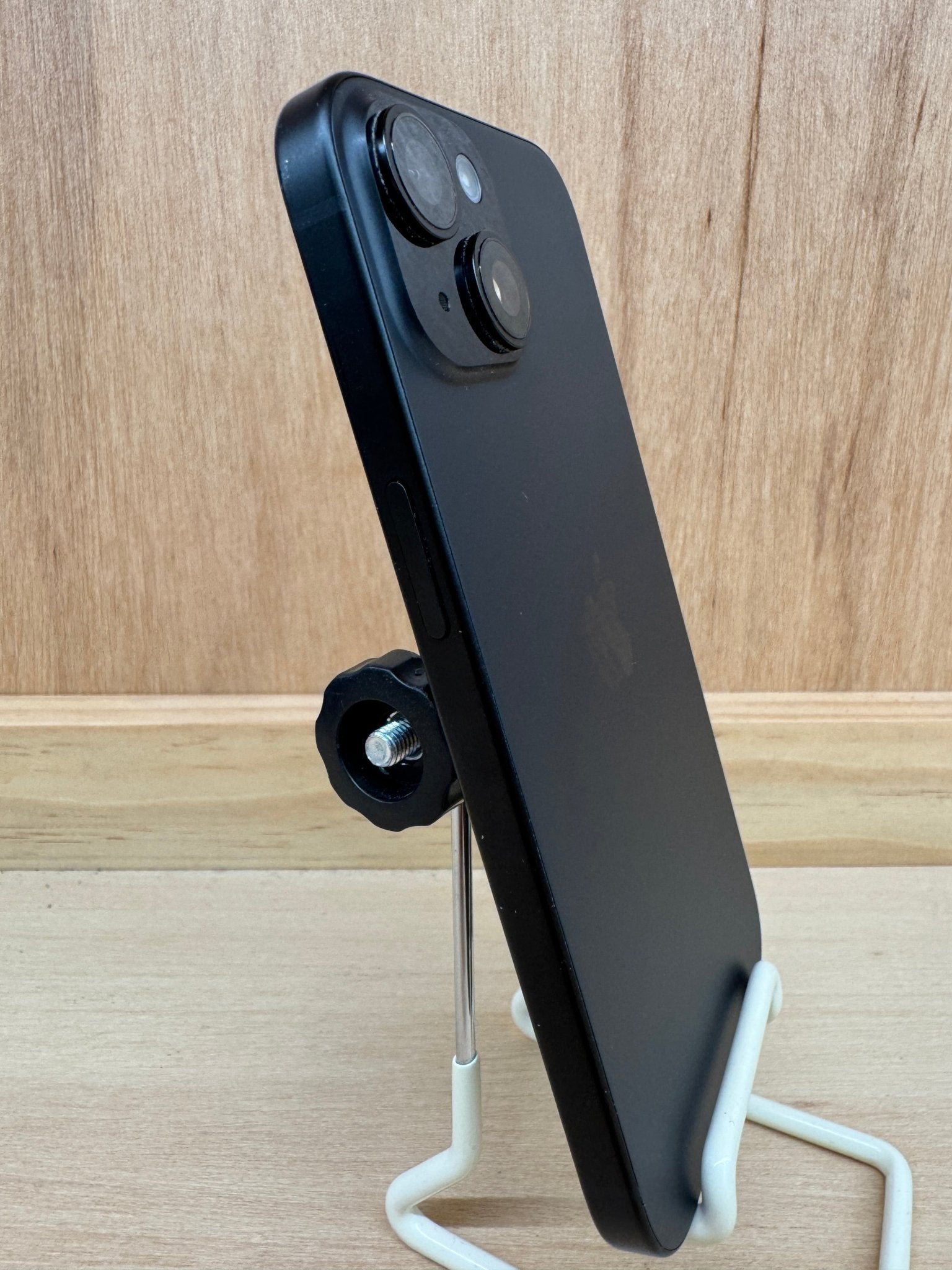 iPhone 15 - trade.com.au