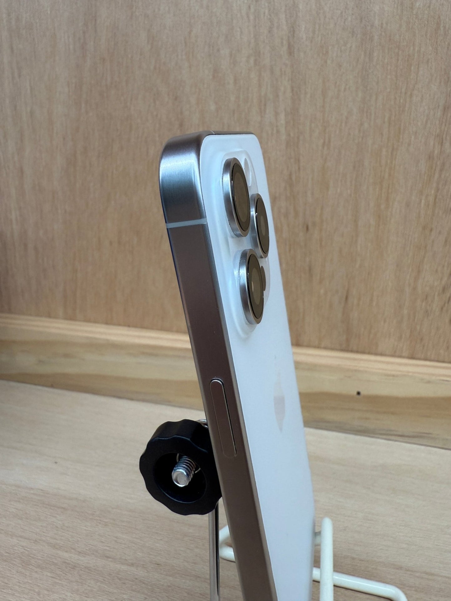 iPhone 15 Pro - trade.com.au