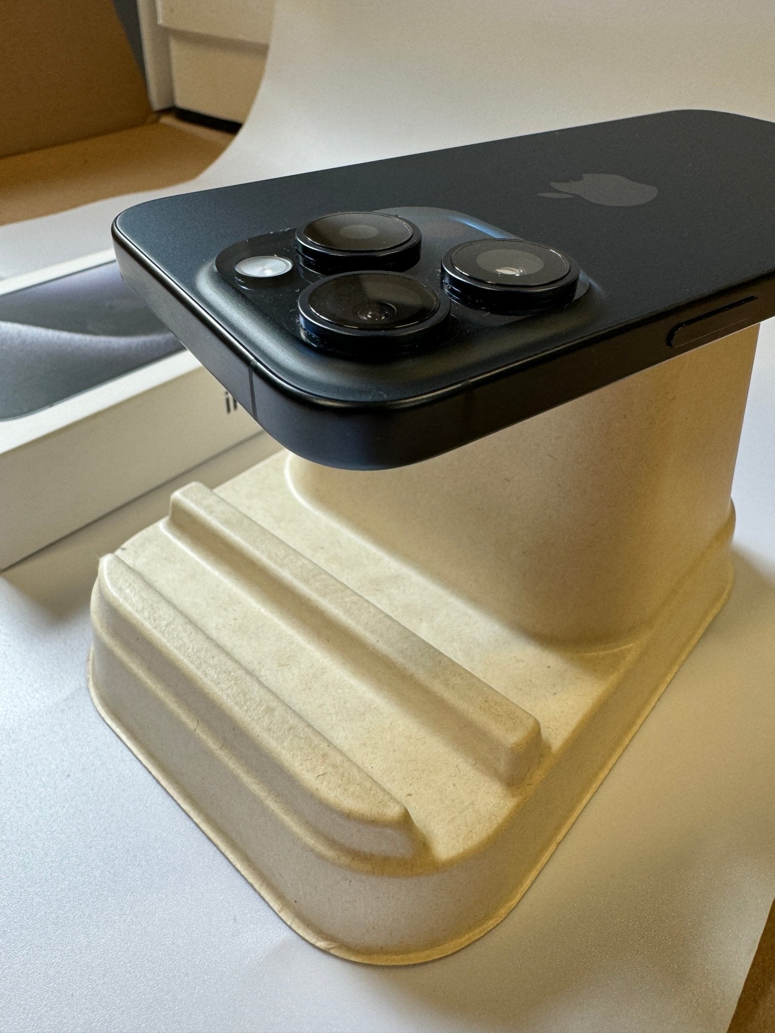 iPhone 15 Pro - trade.com.au