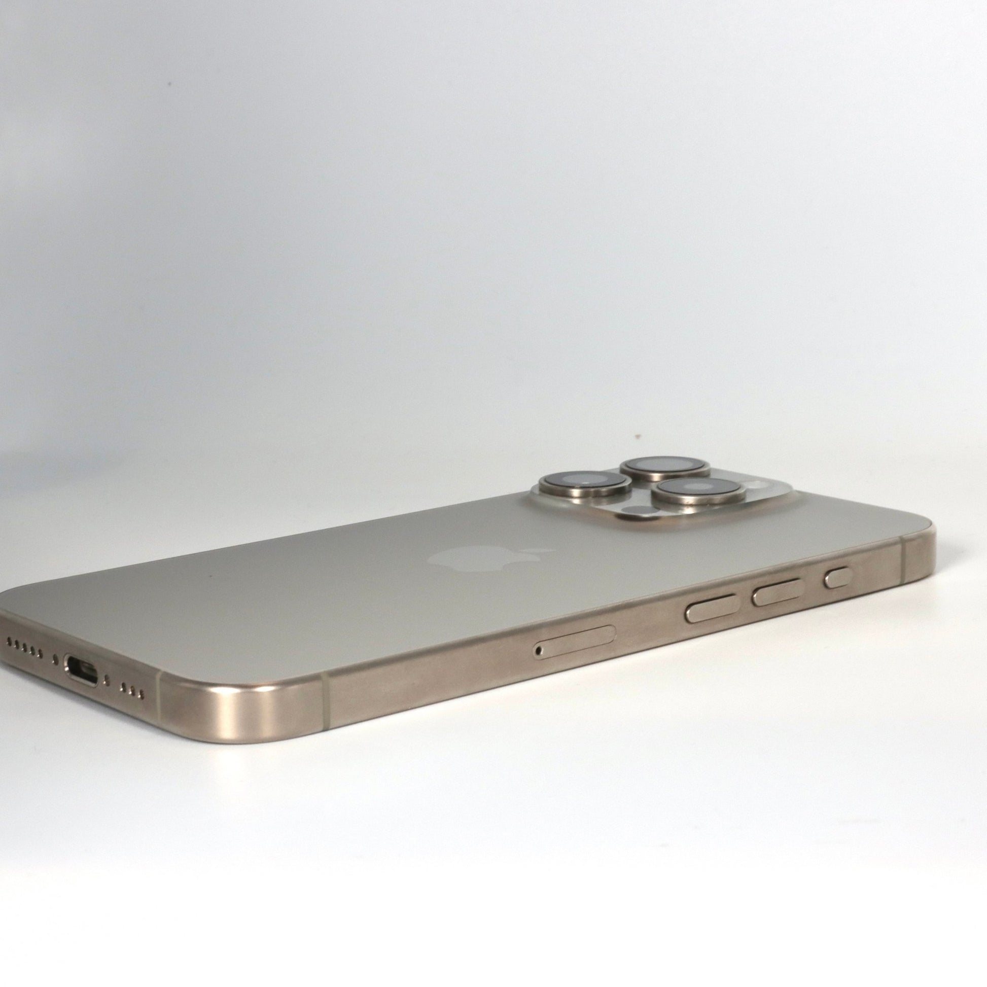 iPhone 15 Pro - trade.com.au