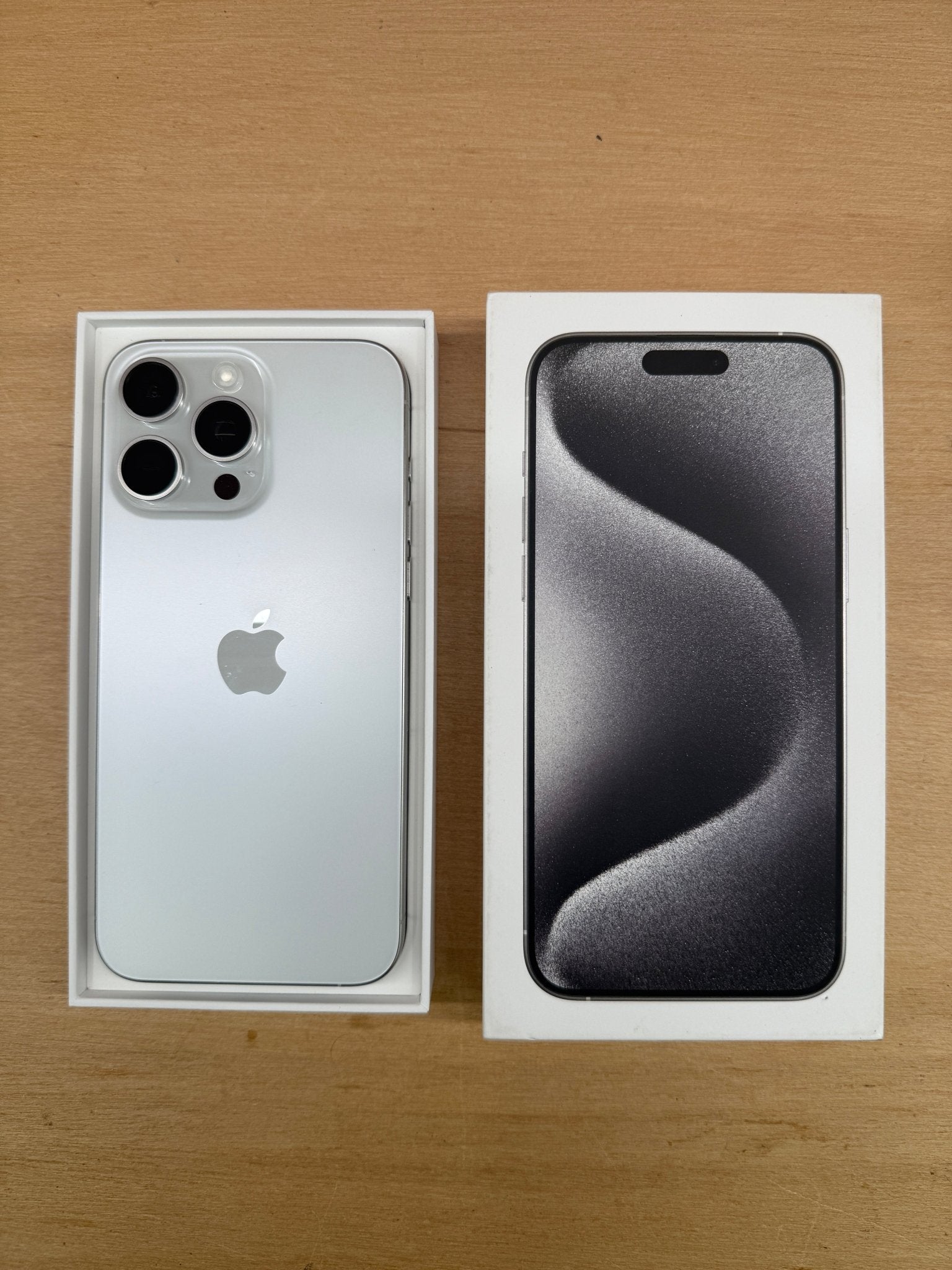 iPhone 15 Pro Max - trade.com.au